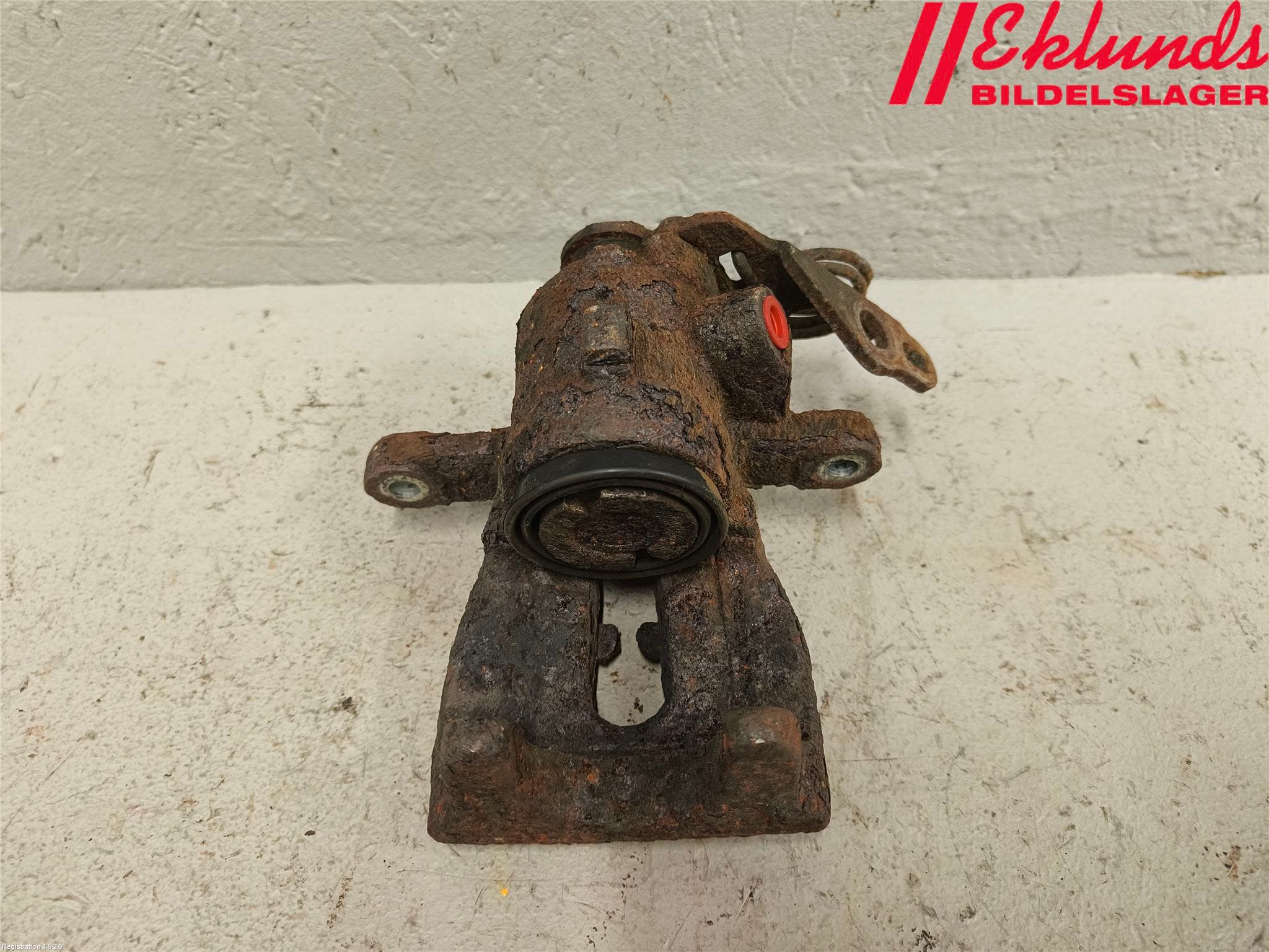 Ford MONDEO 07-15 Bromsok Bak Vänster