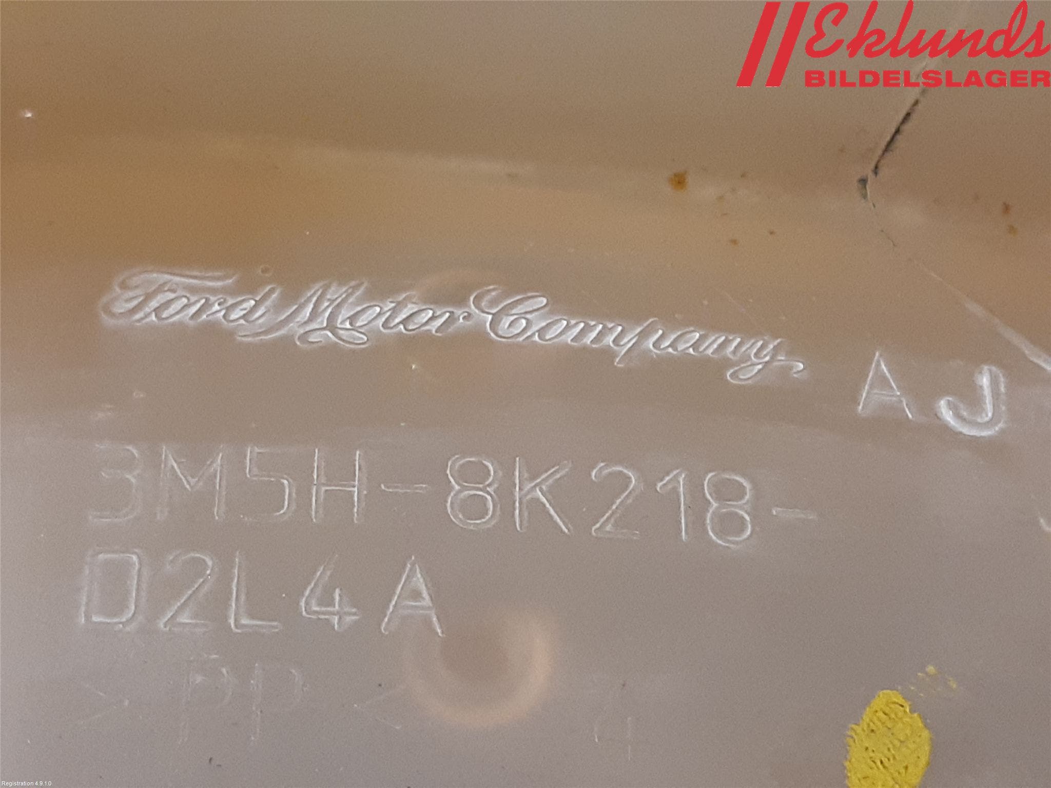 Ford KUGA 08-12 Expansionstank