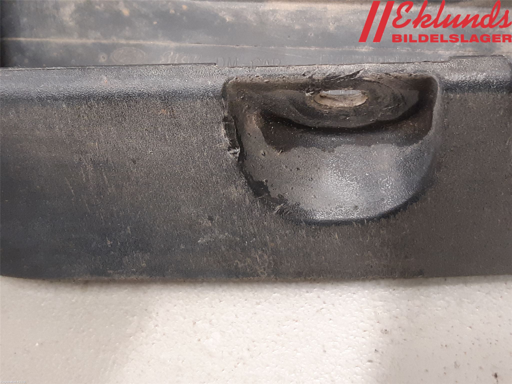 Hyundai SANTA FE 13-18 Stänkskydd