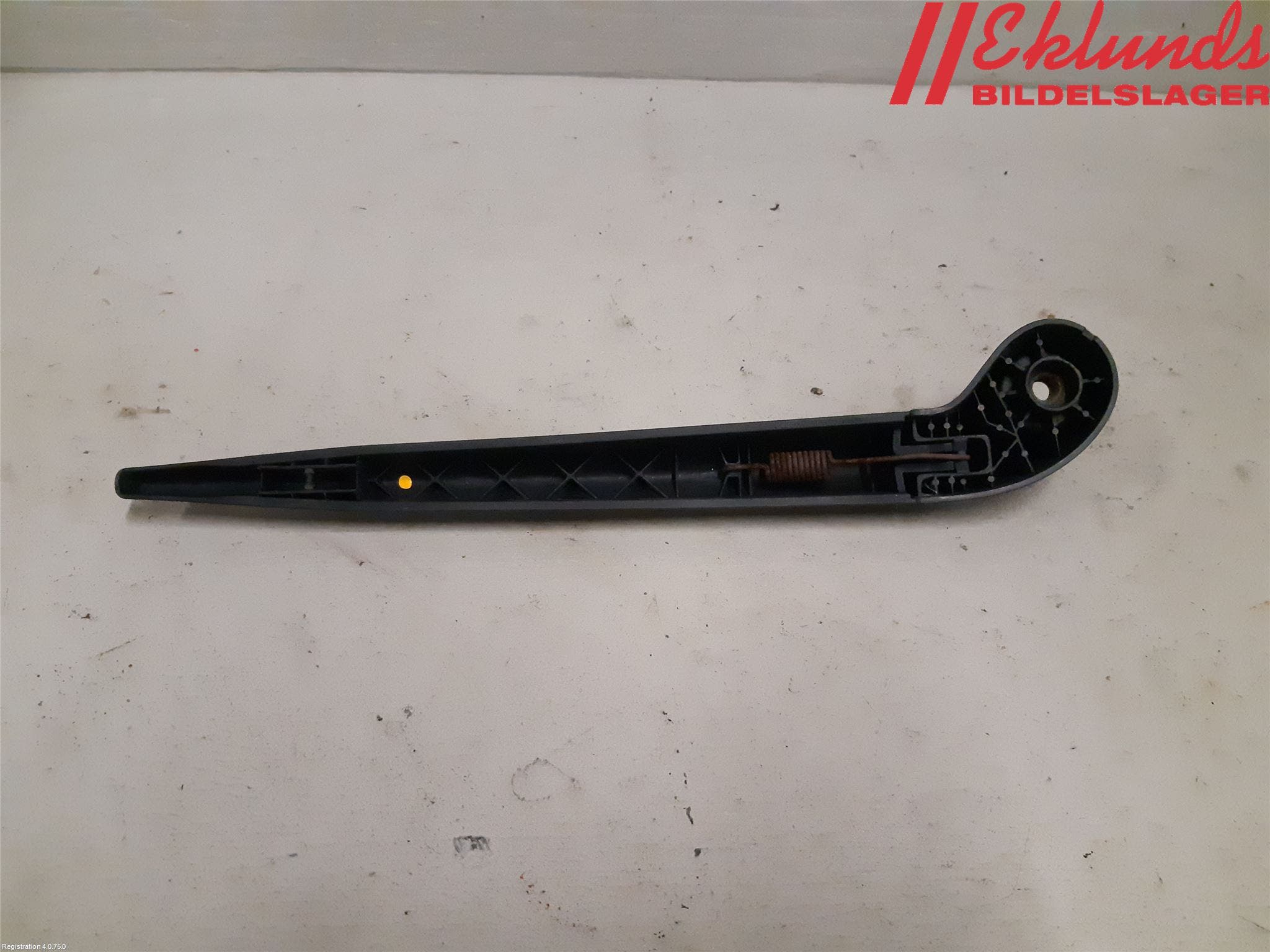 Volvo V70 08-13 Torkararm-Bakruta