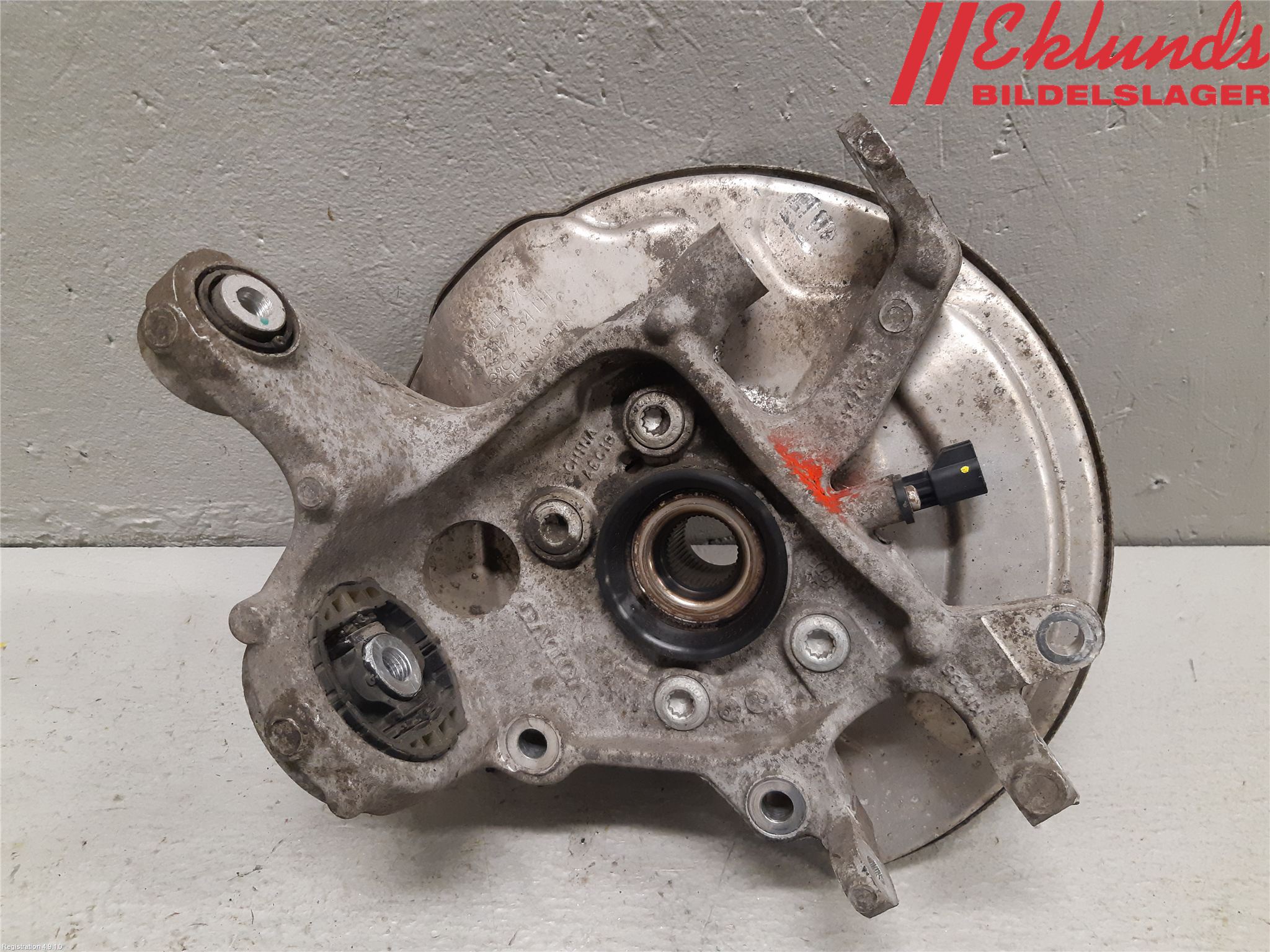 Volvo V60 19- Hjullagerhus-Spindel Vä B