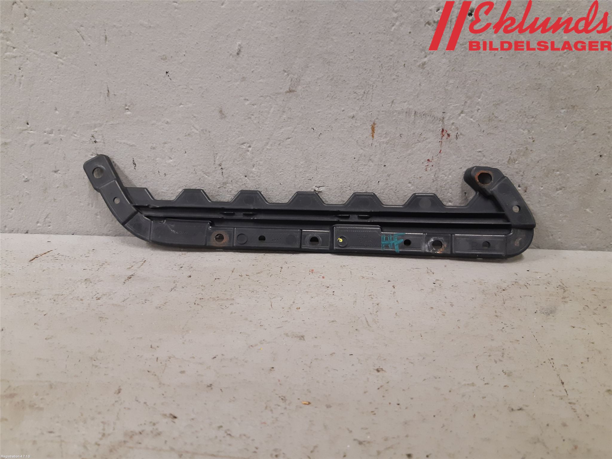 Mitsubishi LANCER 07-14 Stöt Utfyllnad-List-Grill