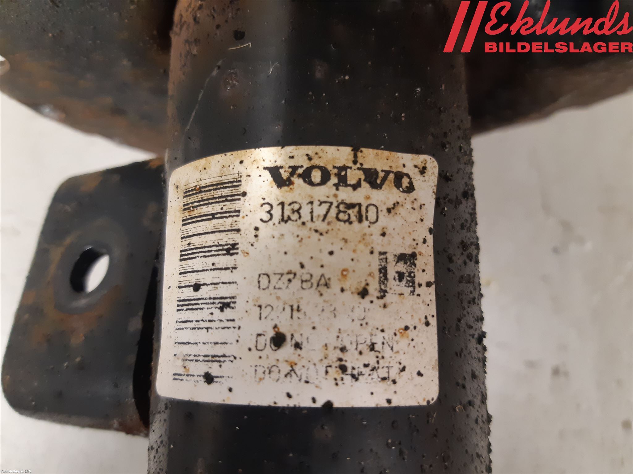 Volvo V70 14-16 Fjäderben Fram Vänster