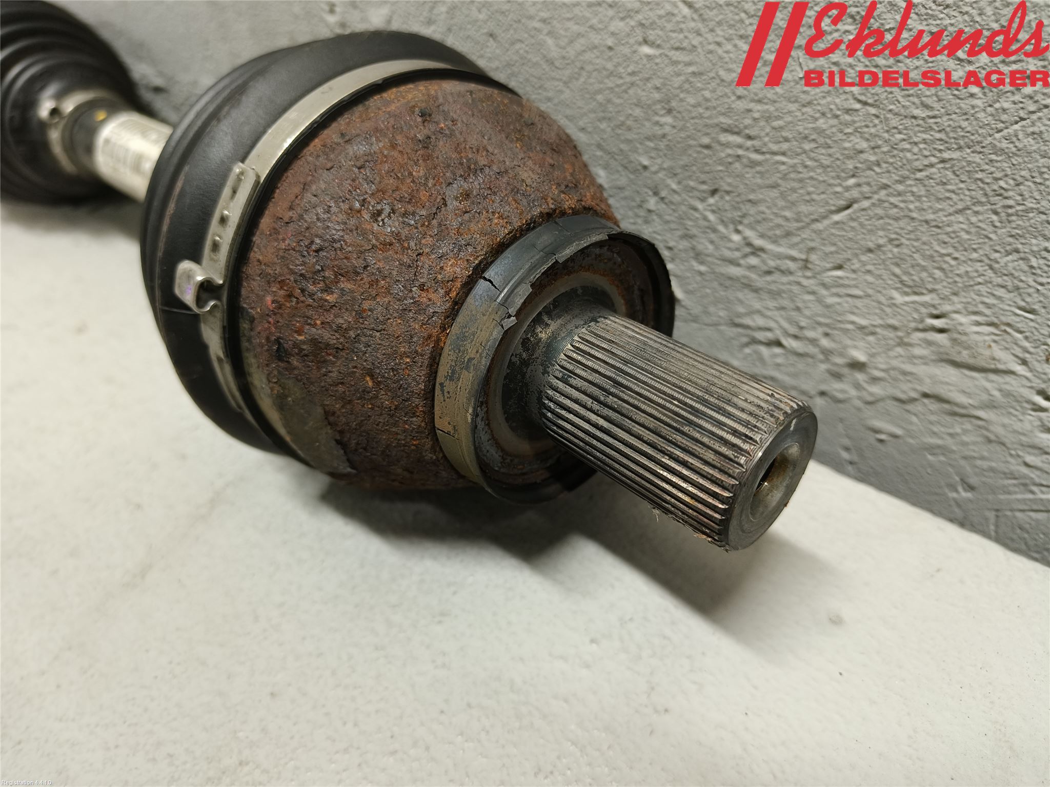 Volvo V70 08-13 Drivaxel Fram Höger