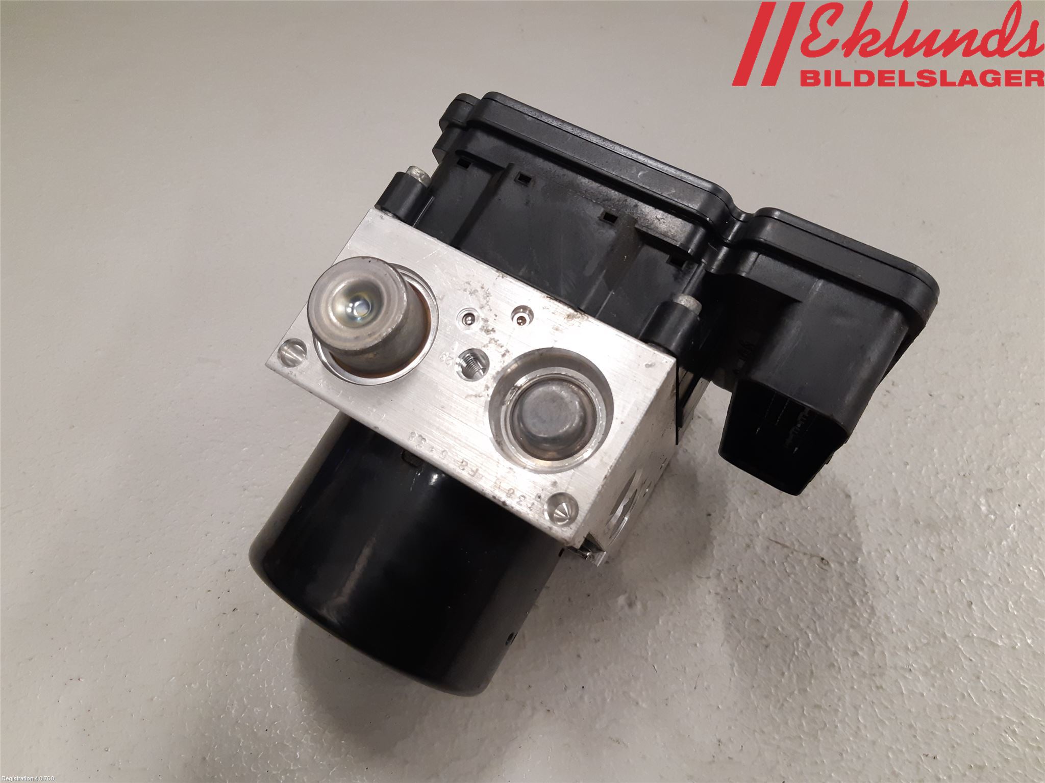 Mercedes-Benz MB C-KLASS (W204) 07-15 Abs Hydraulaggregat