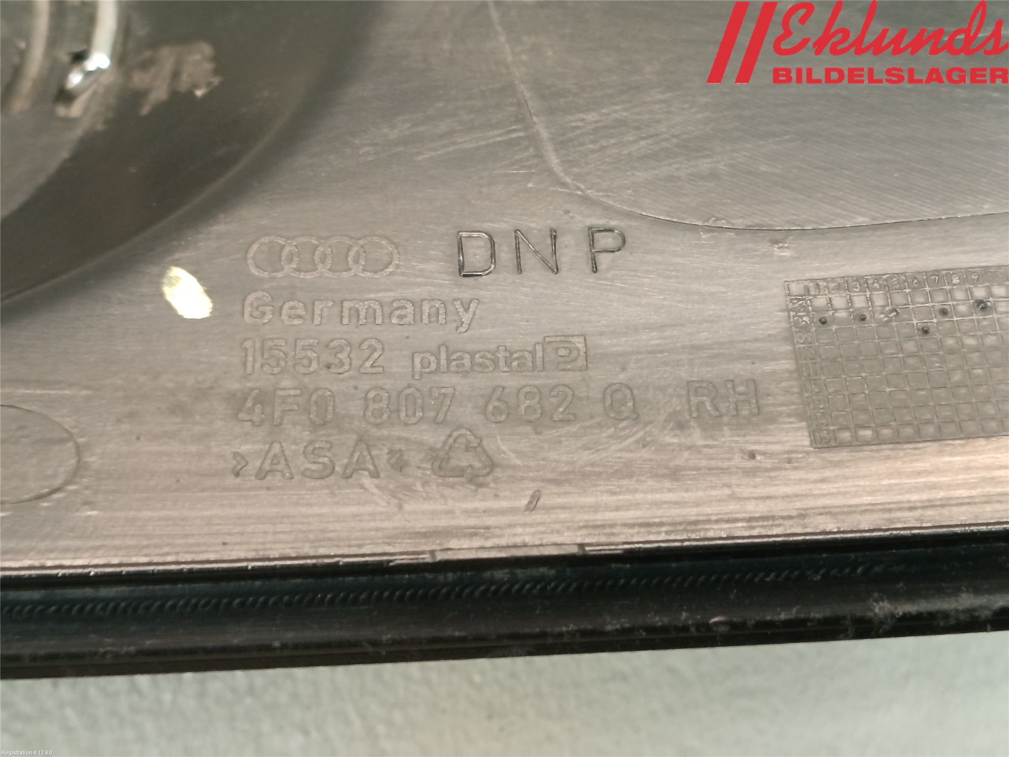 Audi A6/S6     05-11 Dimljussarg Fram