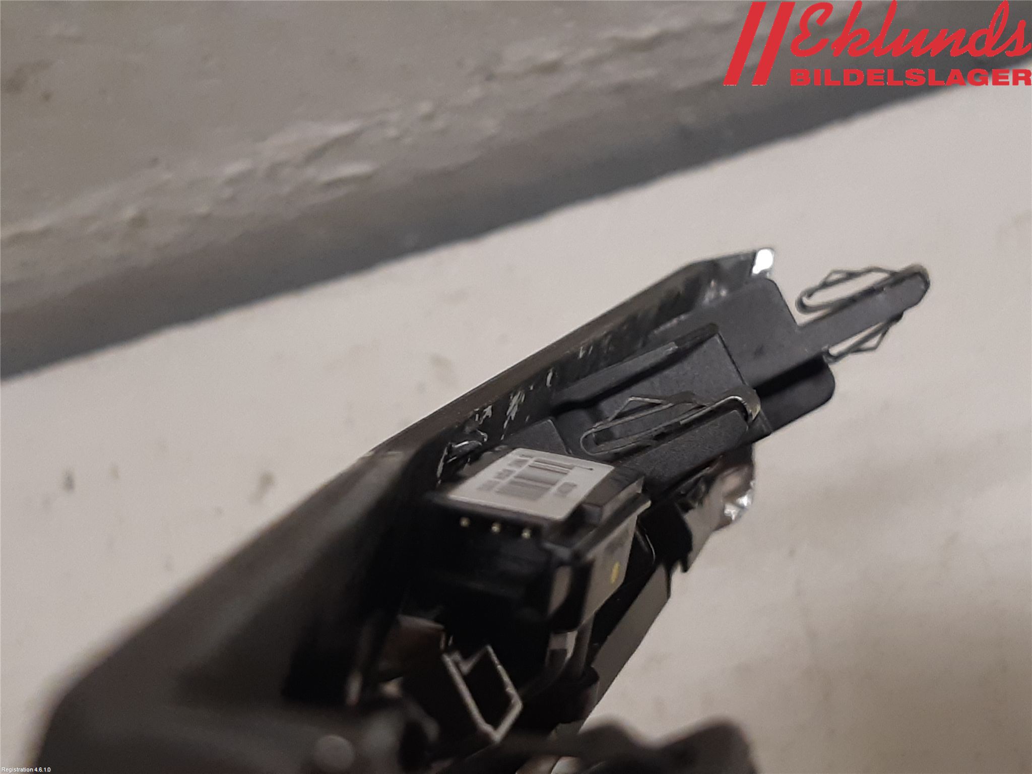 Volvo XC90/RECHARGE 16- Instrumentbräda Inlägg-Dekorlist