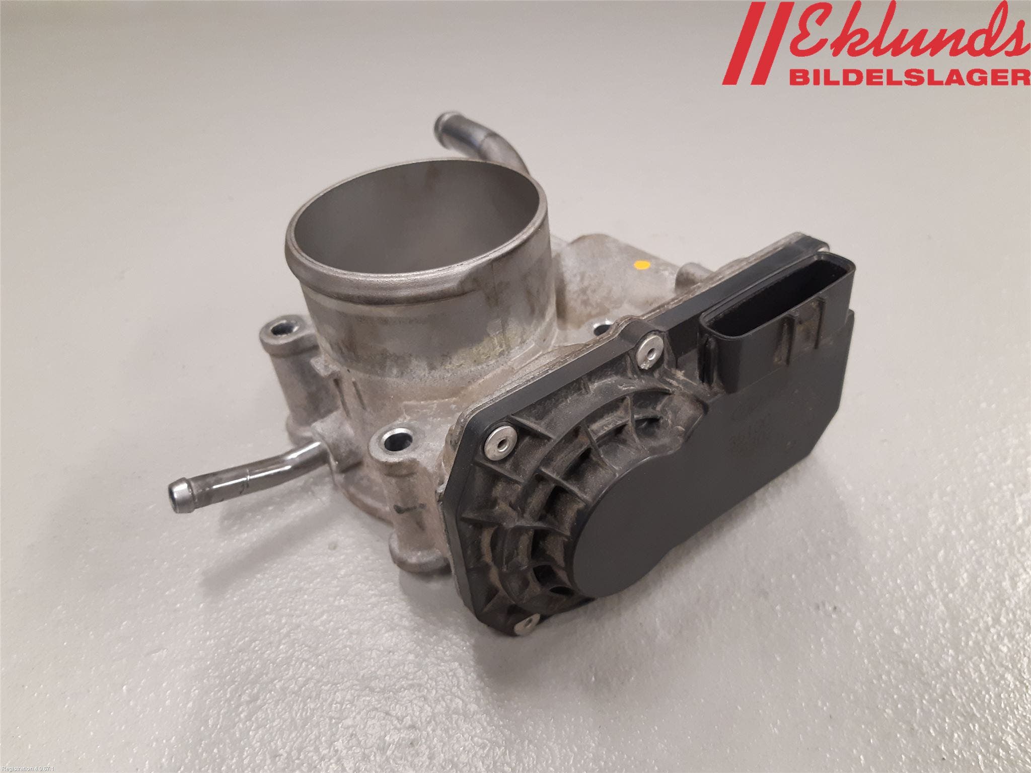 Hyundai i30 GD 13-17 Injspjällhus