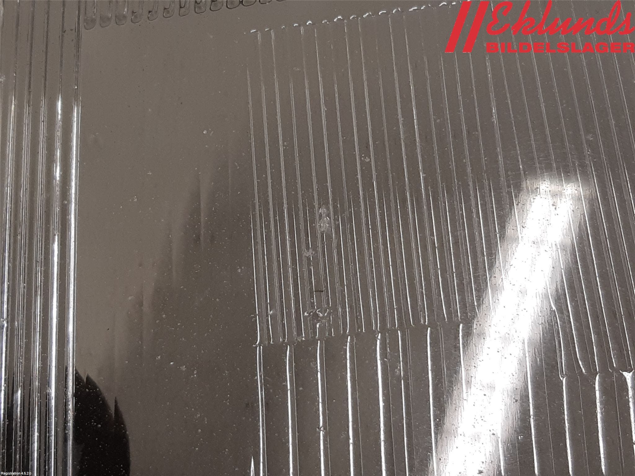 Volvo 240 88-93 Strålkastarglas Vä