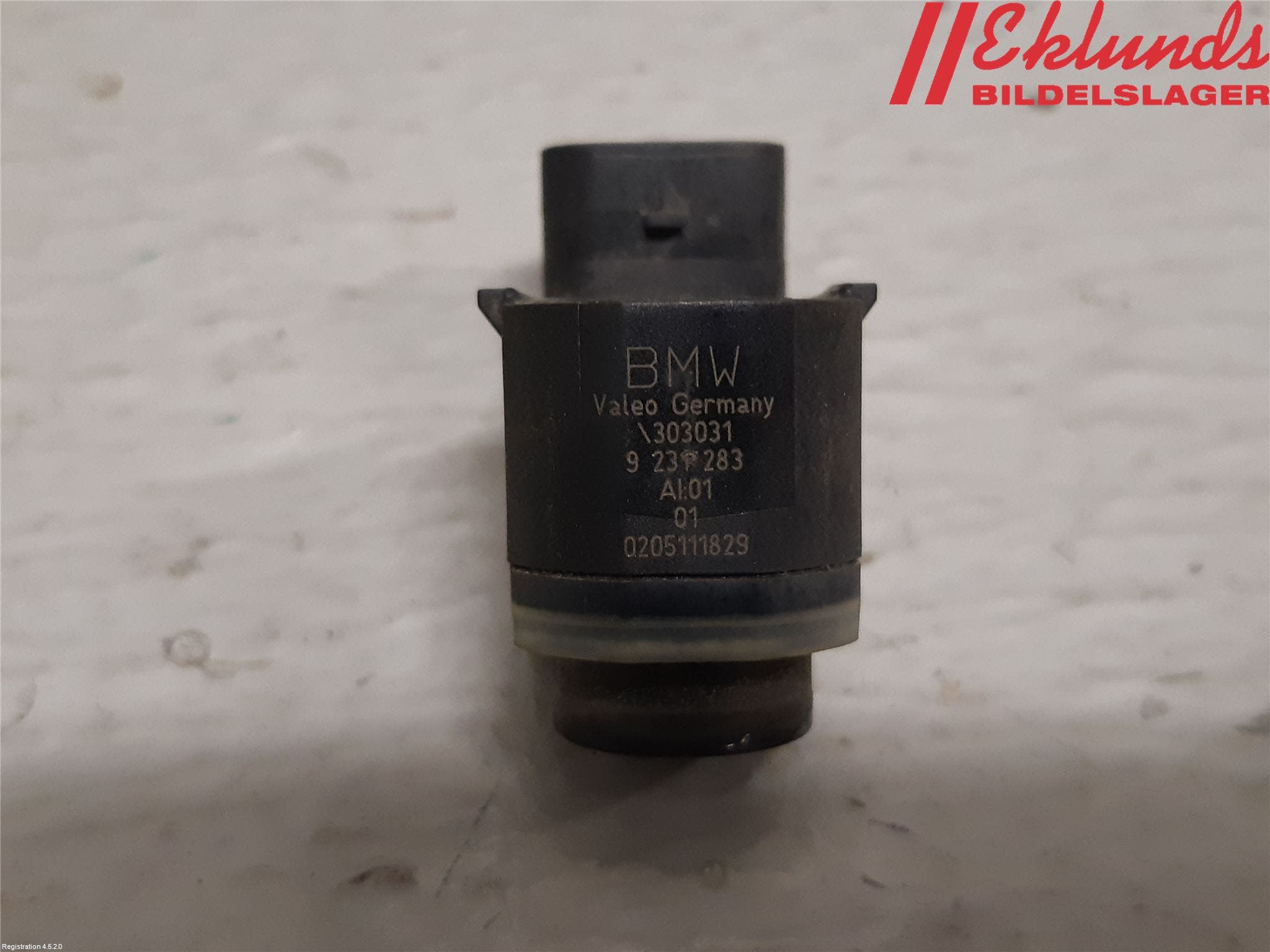 BMW 5 F10/F11/F18 09-17 Parkeringshjälp Frontsensor