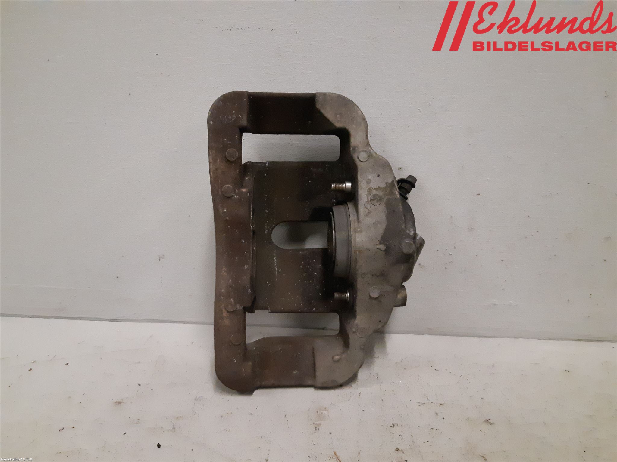 BMW 3 E90/91 SED/TOU 05-12 Bromsok Fram Höger