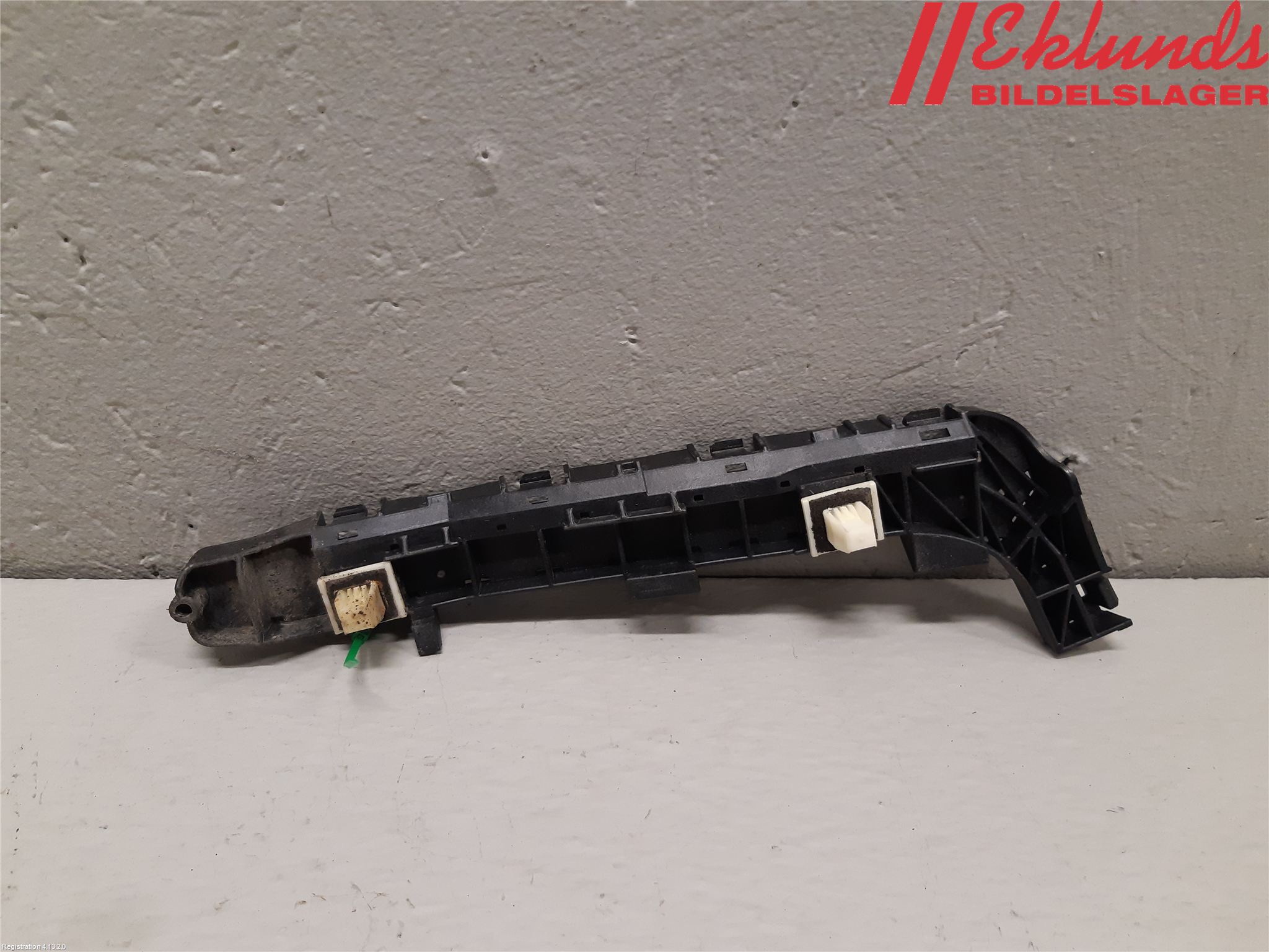 Honda CIVIC 06-11 Stötfångarfäste Bak Hö