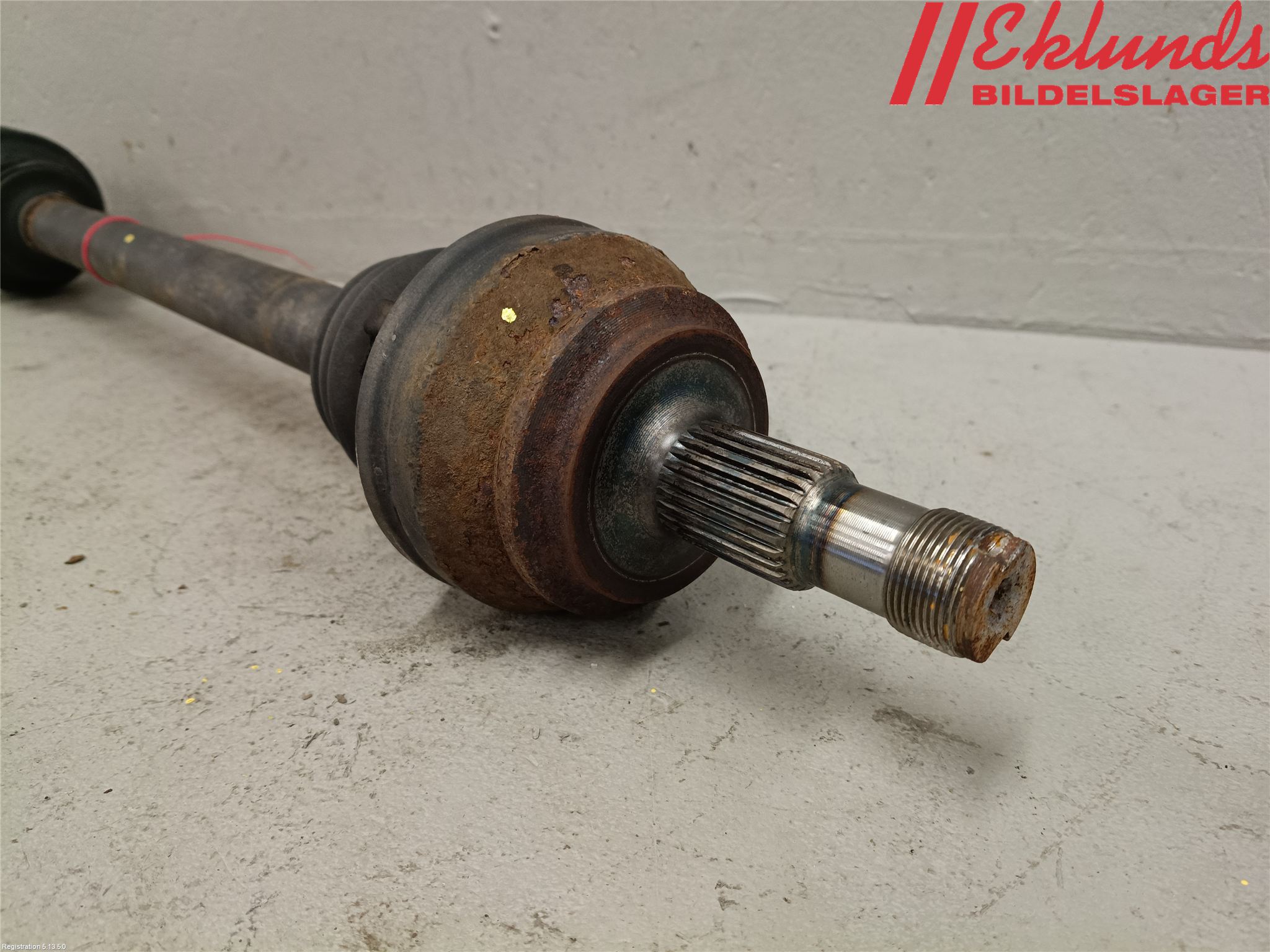 Mercedes-Benz MB E-KLASS (W213) 16-23 Drivaxel Bak Vänster