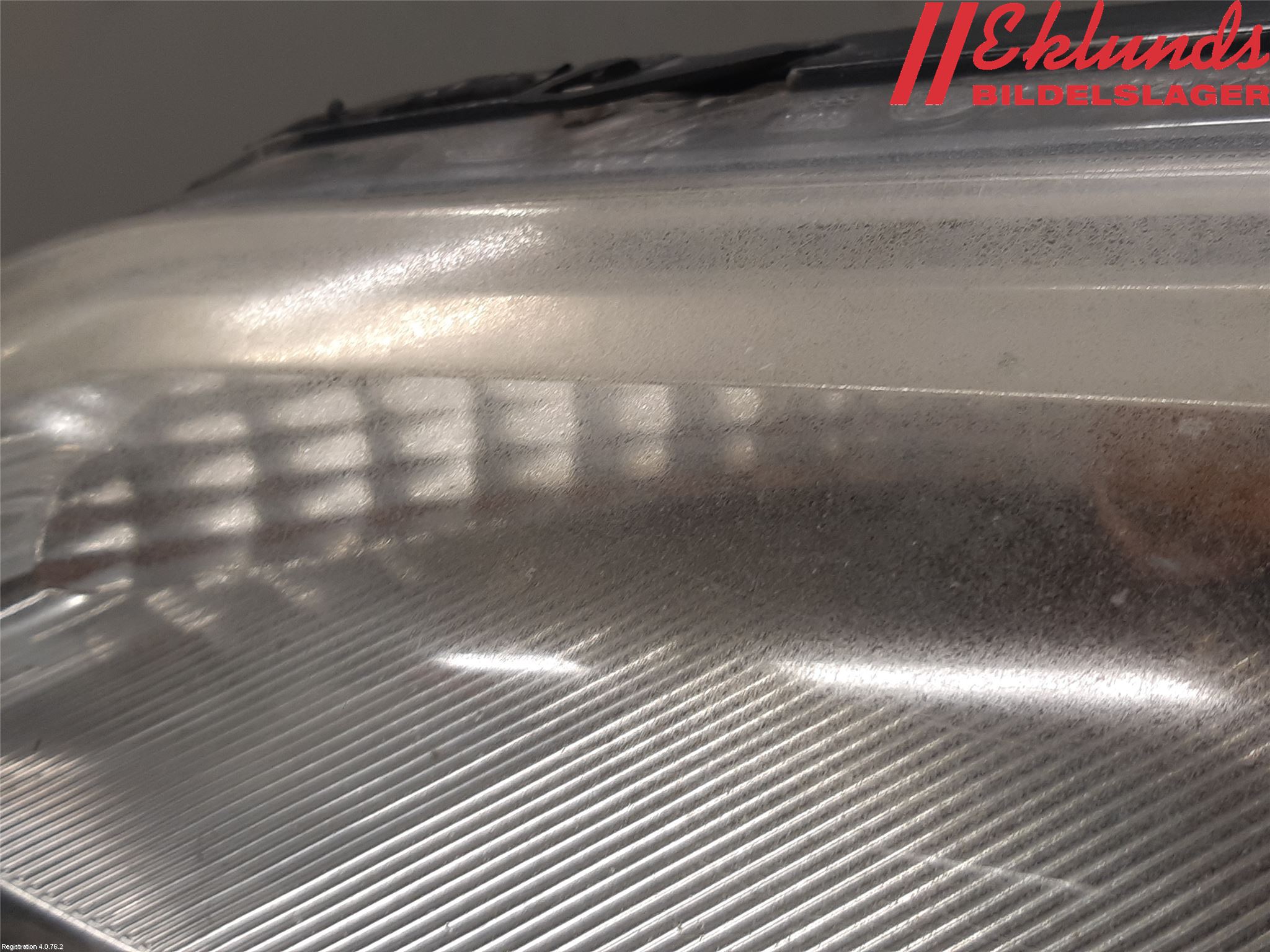 Ford TRANSIT CONNECT 03-08 Strålkastare Vänster