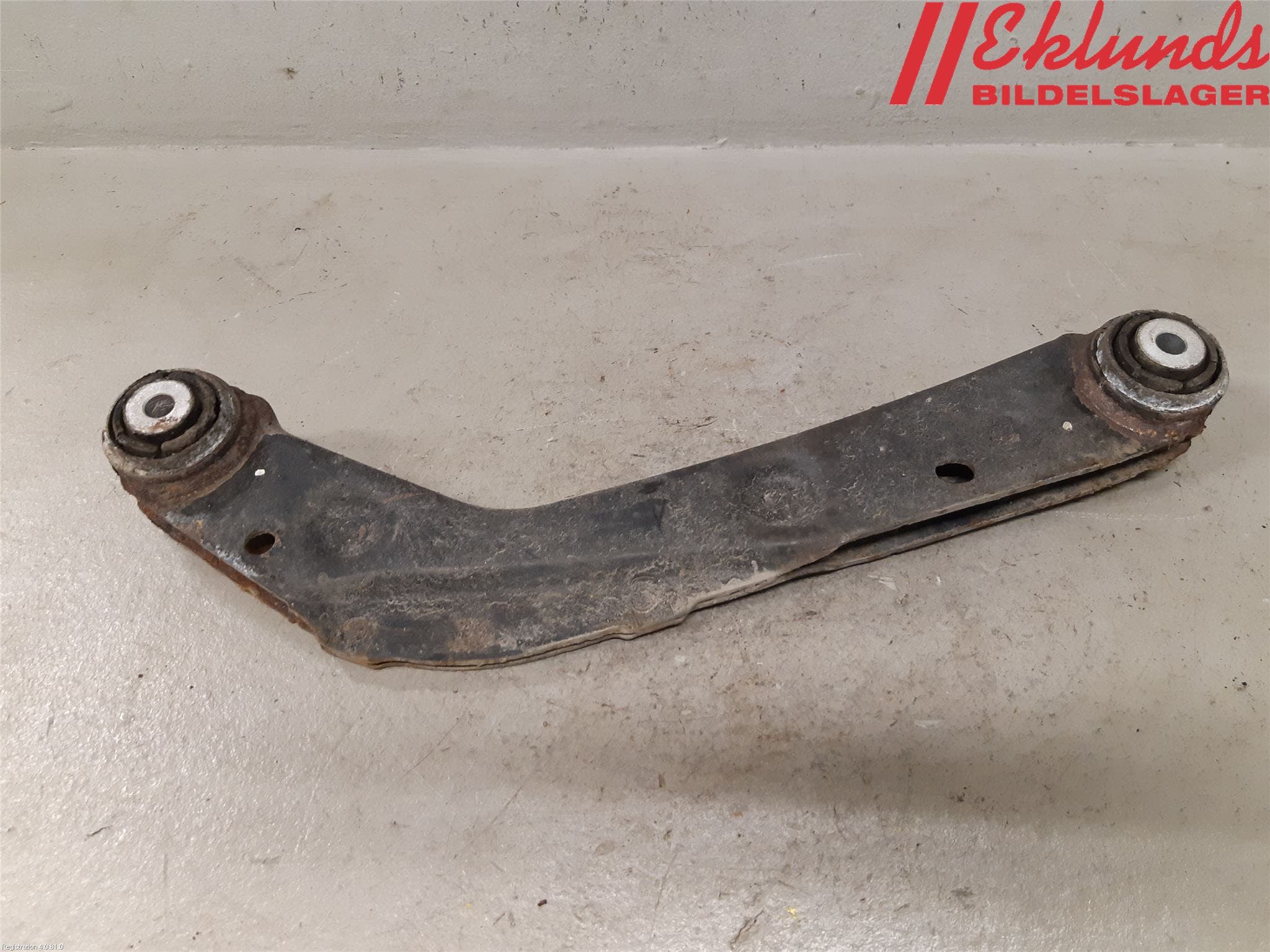 Volvo XC60 18- Bärarm Bak Vä-Hö