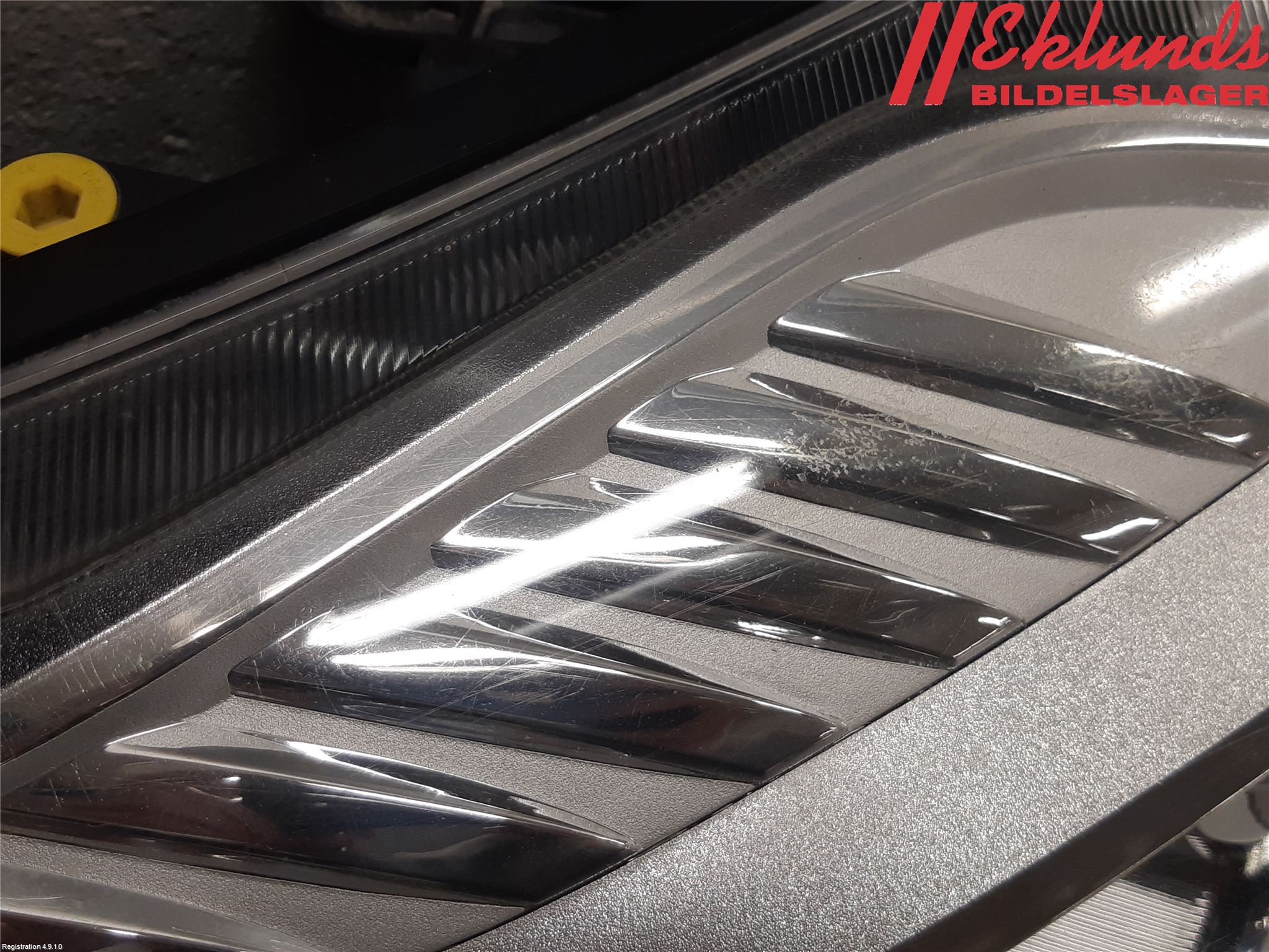 Ford KUGA 08-12 Strålkastare Höger