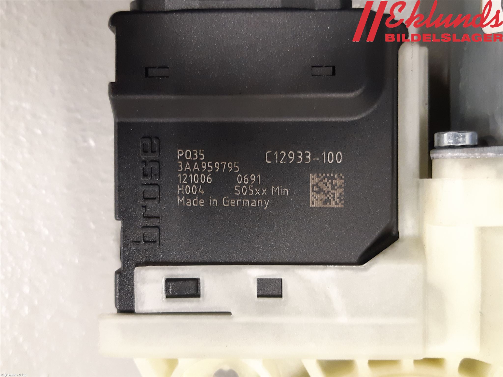 Volkswagen VW PASSAT 11-14 Fönsterhissmotor