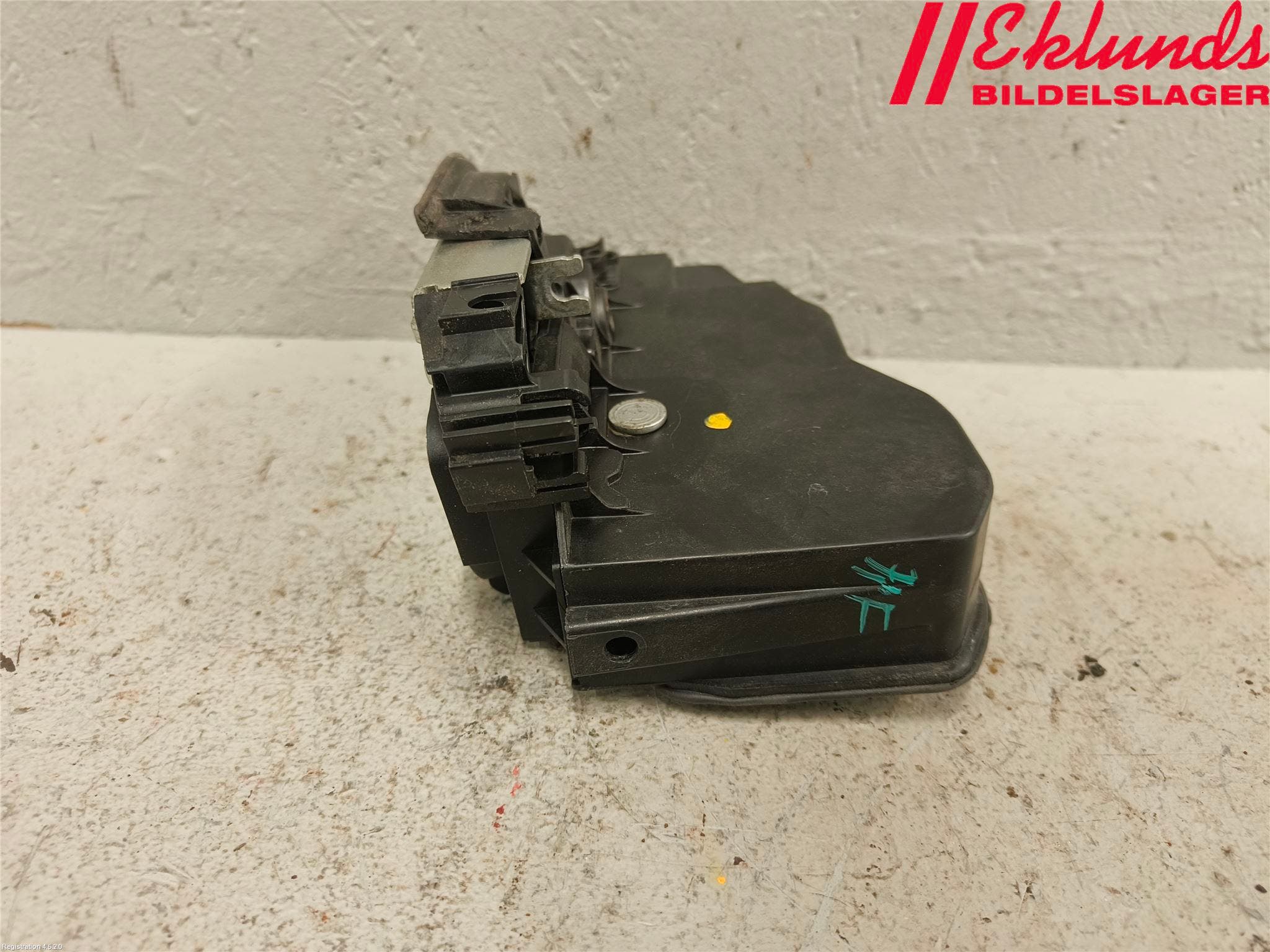 BMW 5 F10/F11/F18 09-17 Låskista-Dörrlås