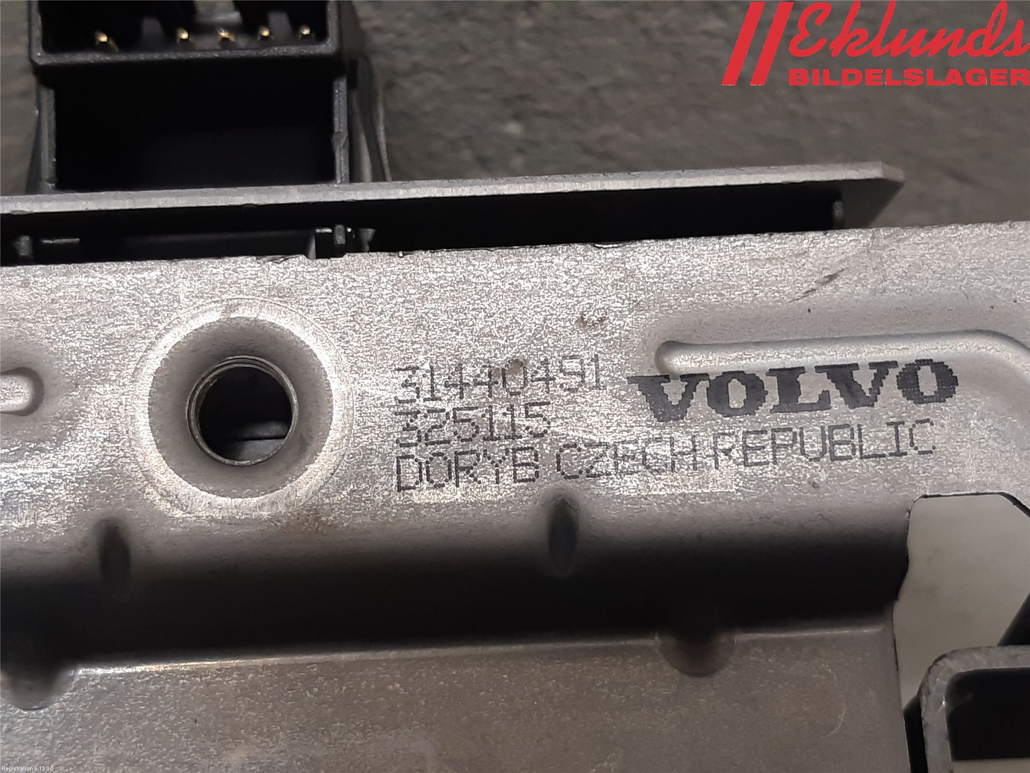 Volvo V70 14-16 Låskista Baklucka
