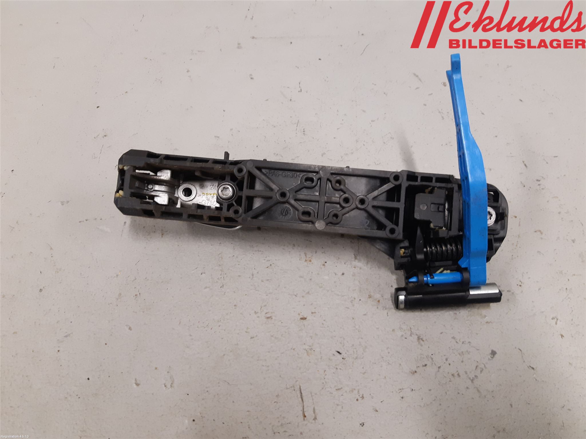 Toyota YARIS XP130 12-14 Dörrhandtag Yttre Vä