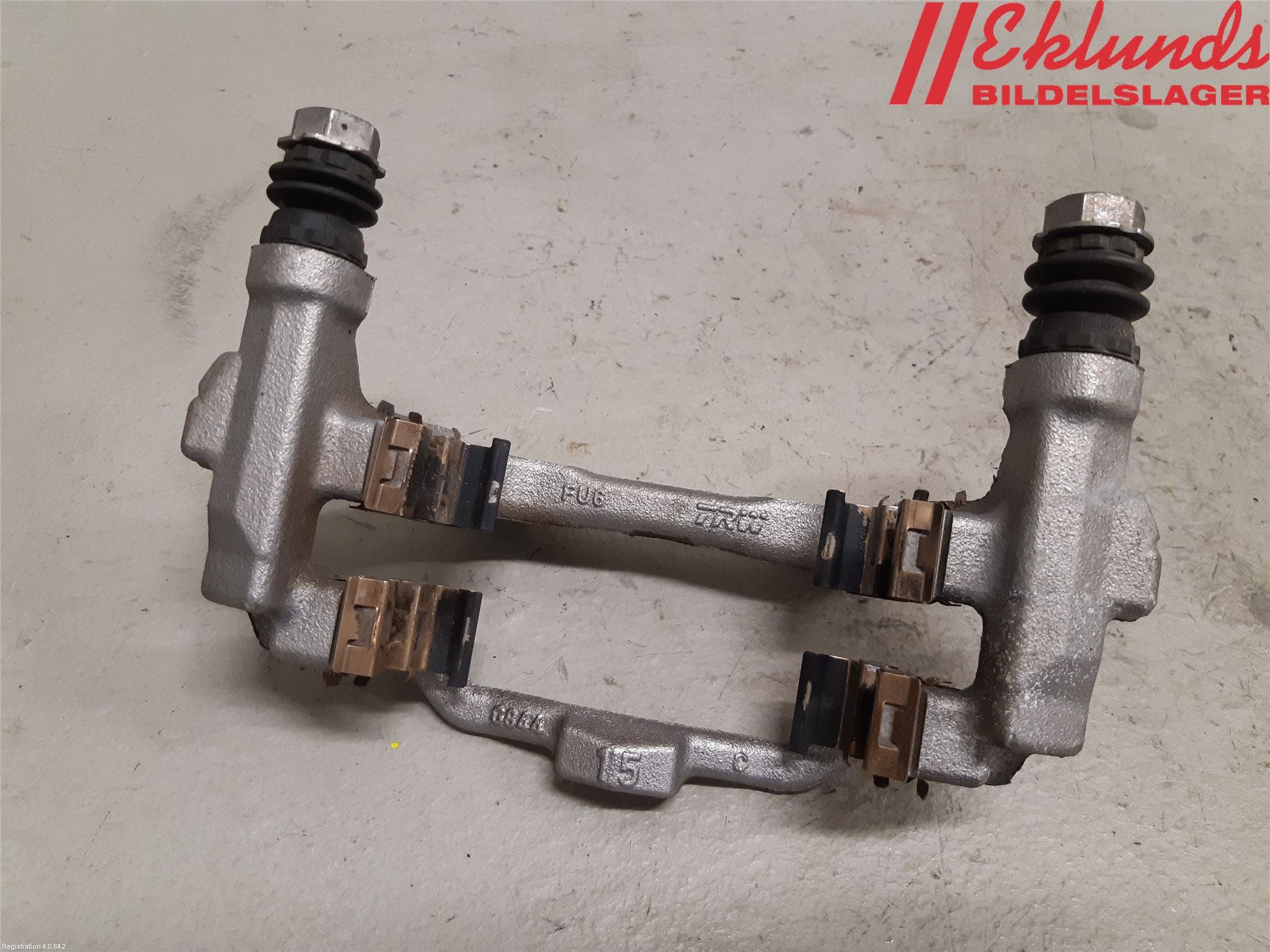 Toyota COROLLA 19- Bromsokshållare