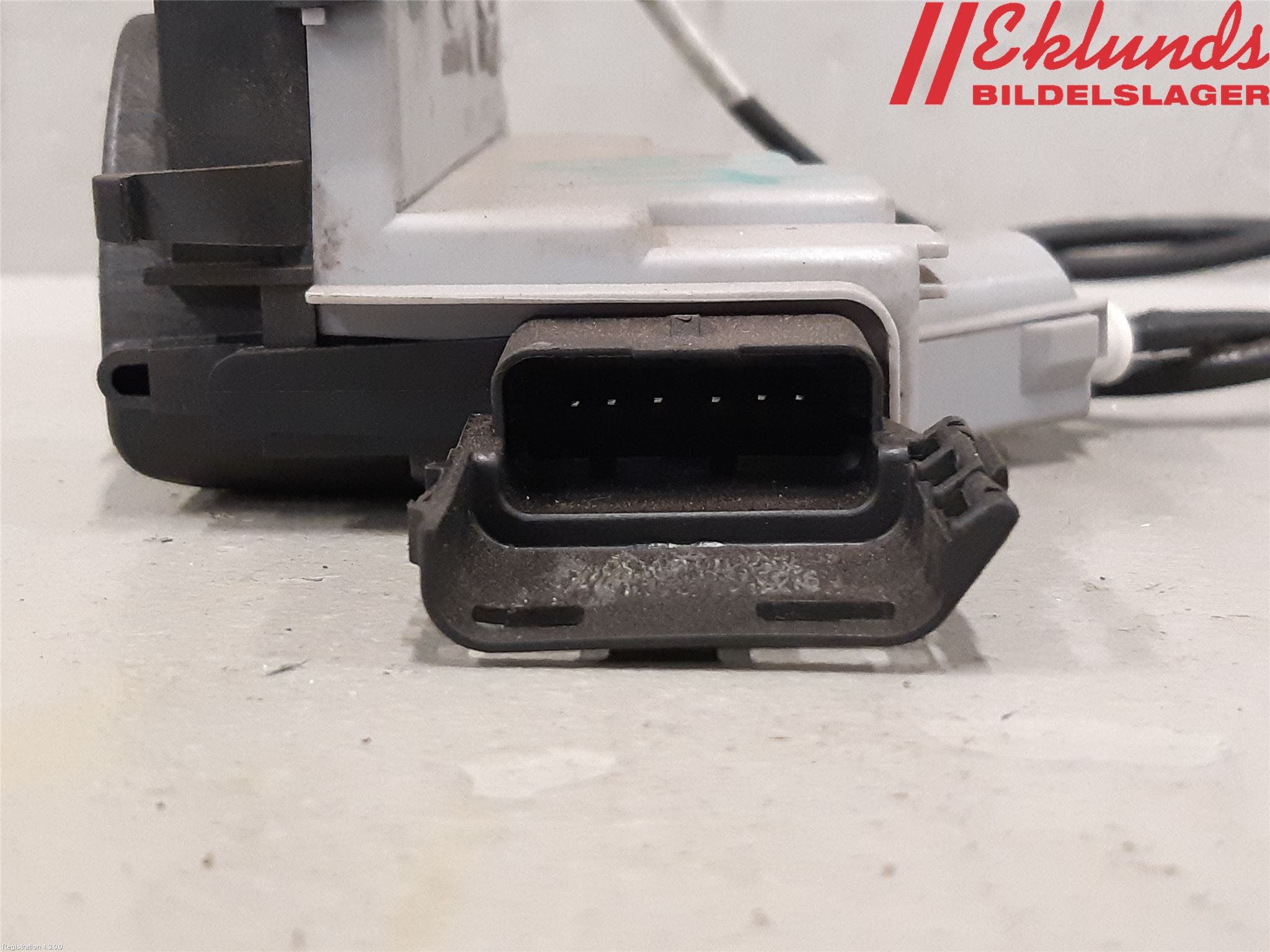 Peugeot 508 11-18 Låskista-Dörrlås