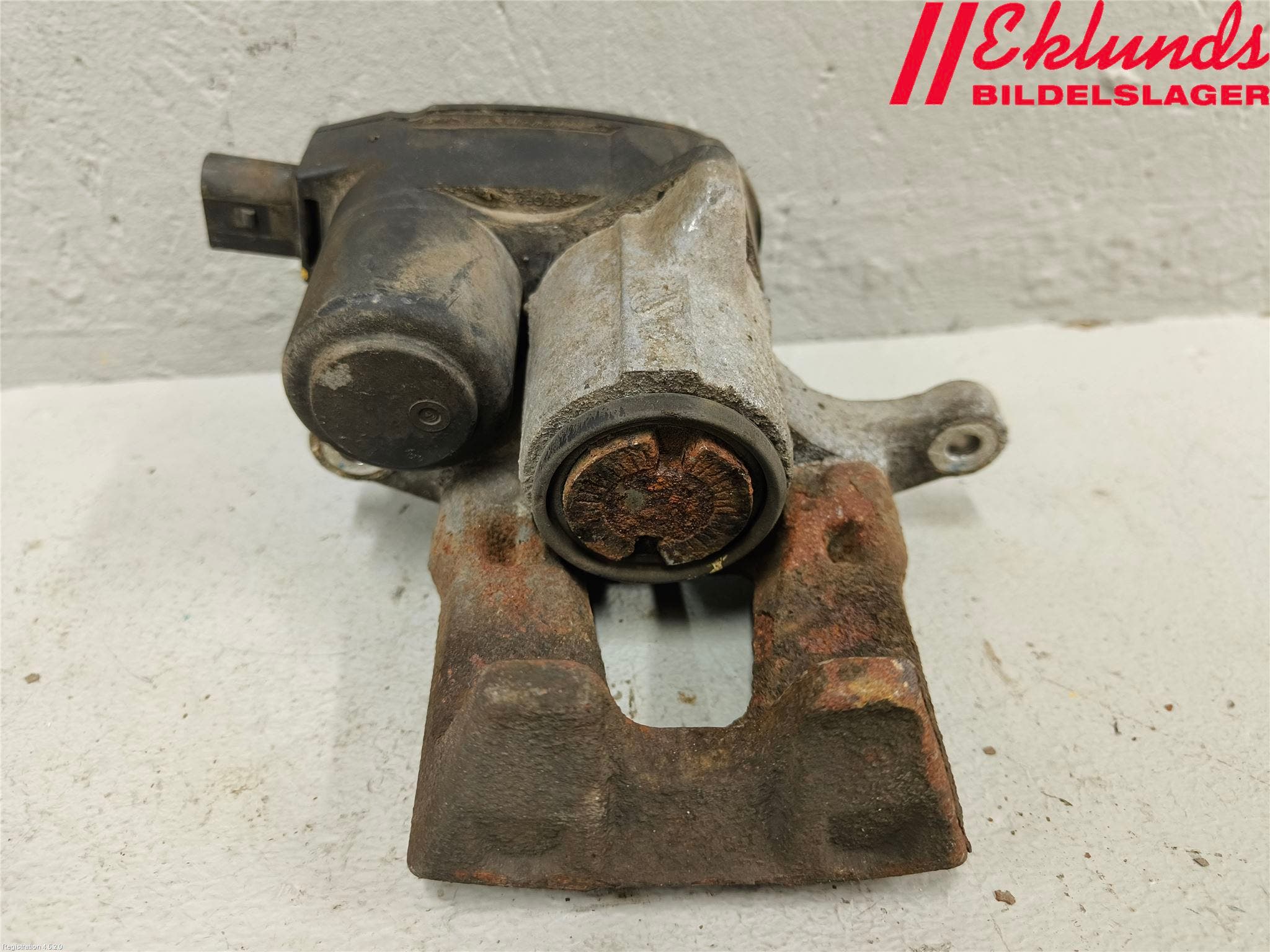 Hyundai i40 16-18 Bromsok Bak Höger