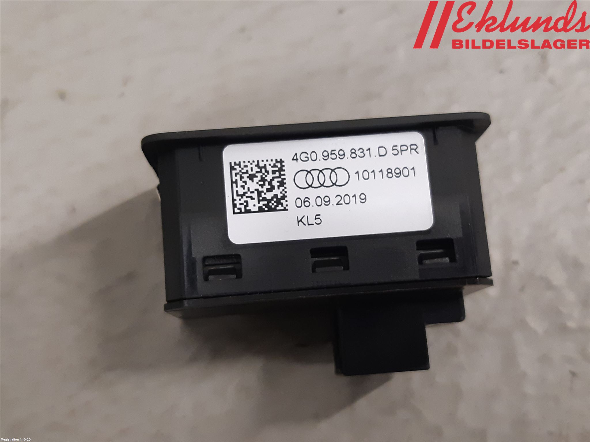 Audi A4/S4 B9 20- Strömställare Baklucka