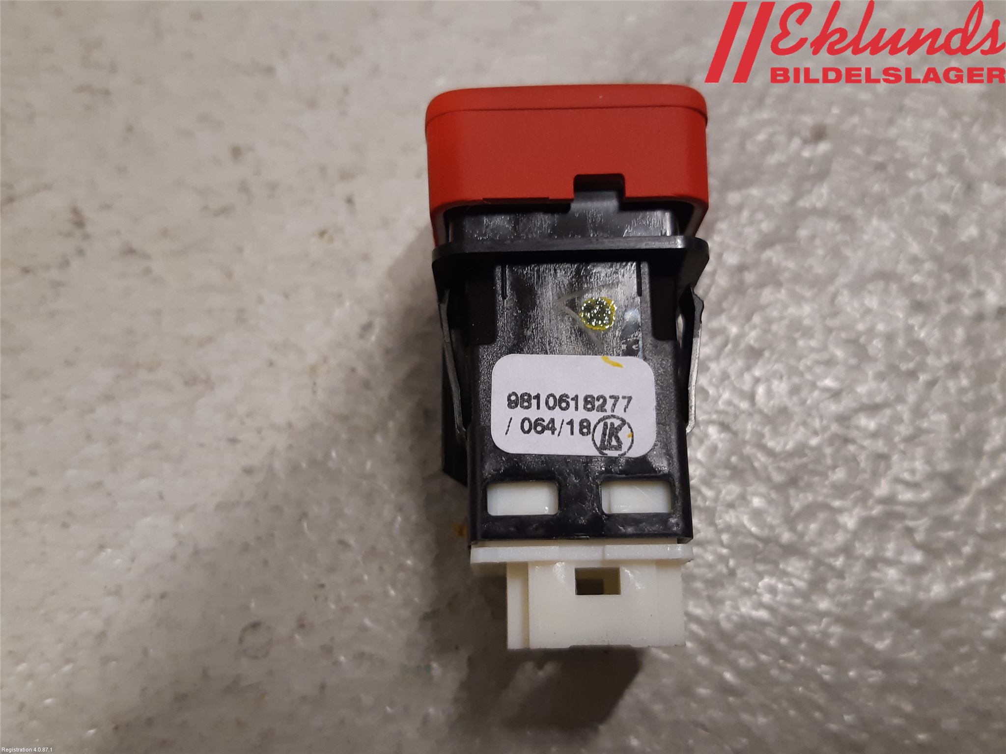 Peugeot 3008 17-24 Strömställare Baklucka