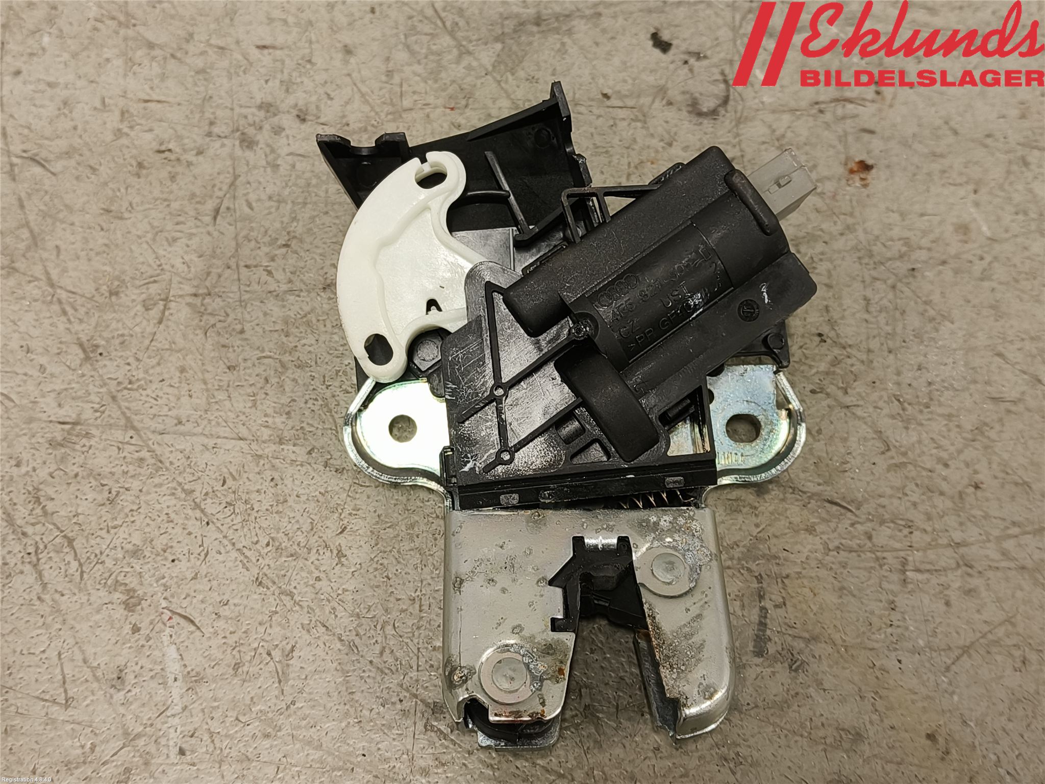 Audi A4 12-15 Låskista Baklucka