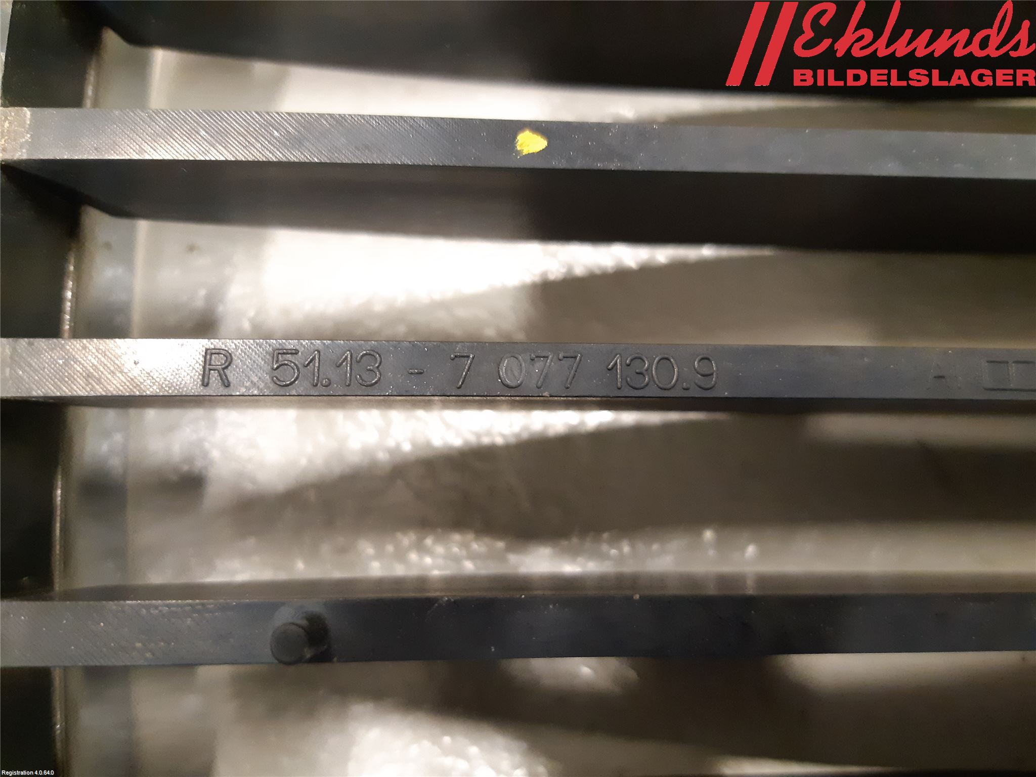 BMW 1 E87/81 5D/3D 03-11 Grilldel Höger