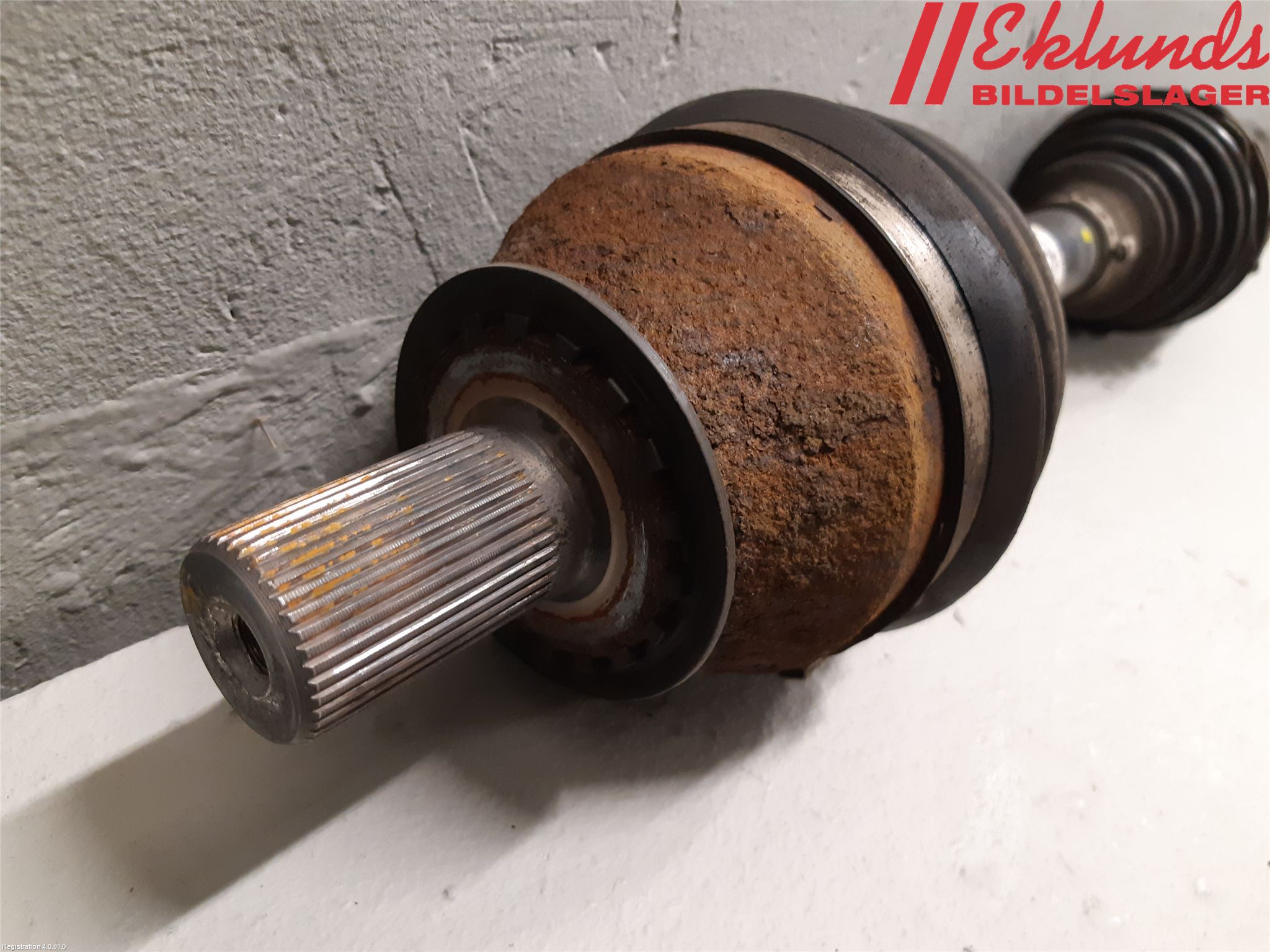 Volvo V70 08-13 Drivaxel Fram Höger