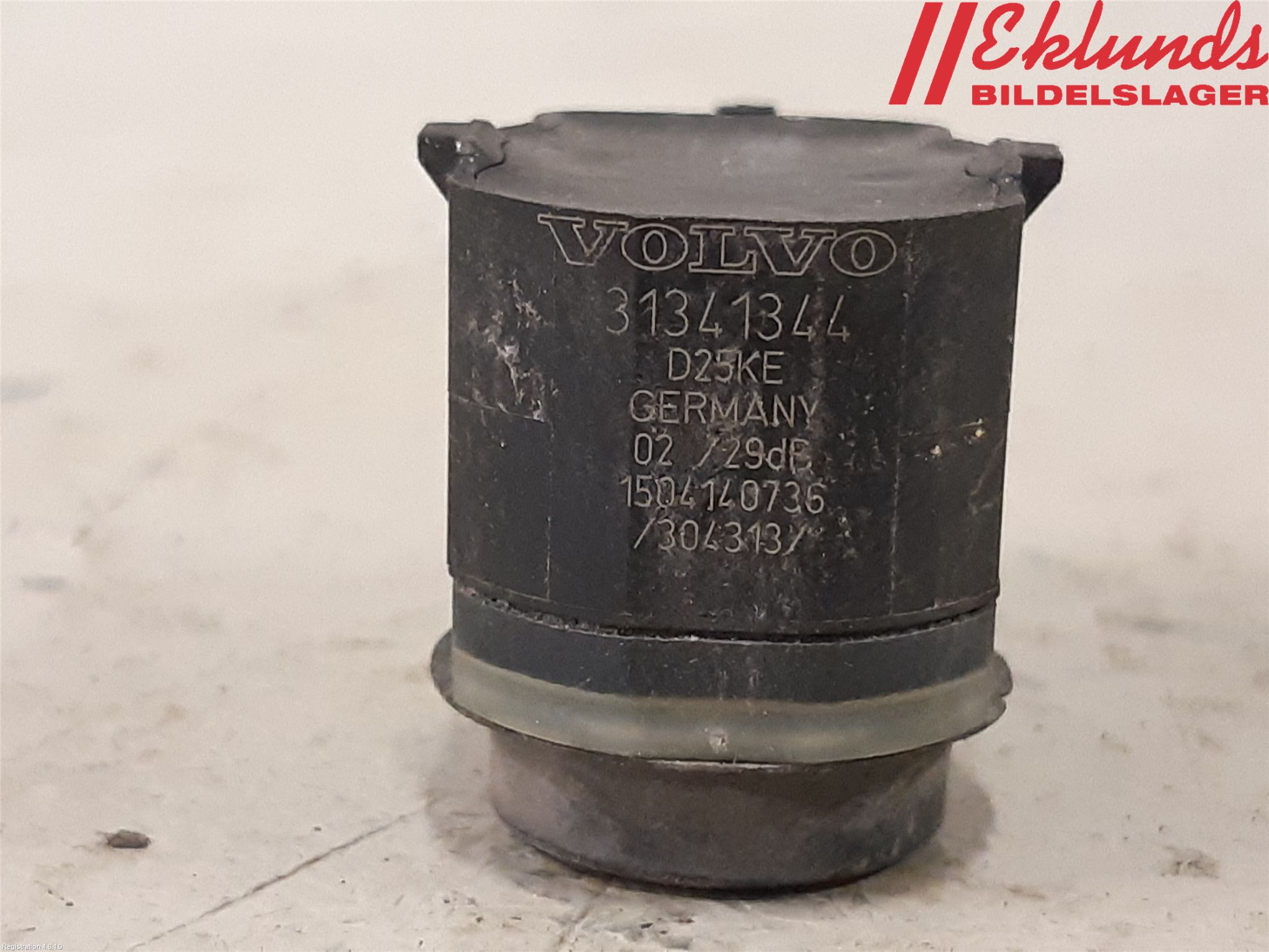 Volvo V40 CROSS COUNTRY 13-19 Parkeringshjälp Backsensor