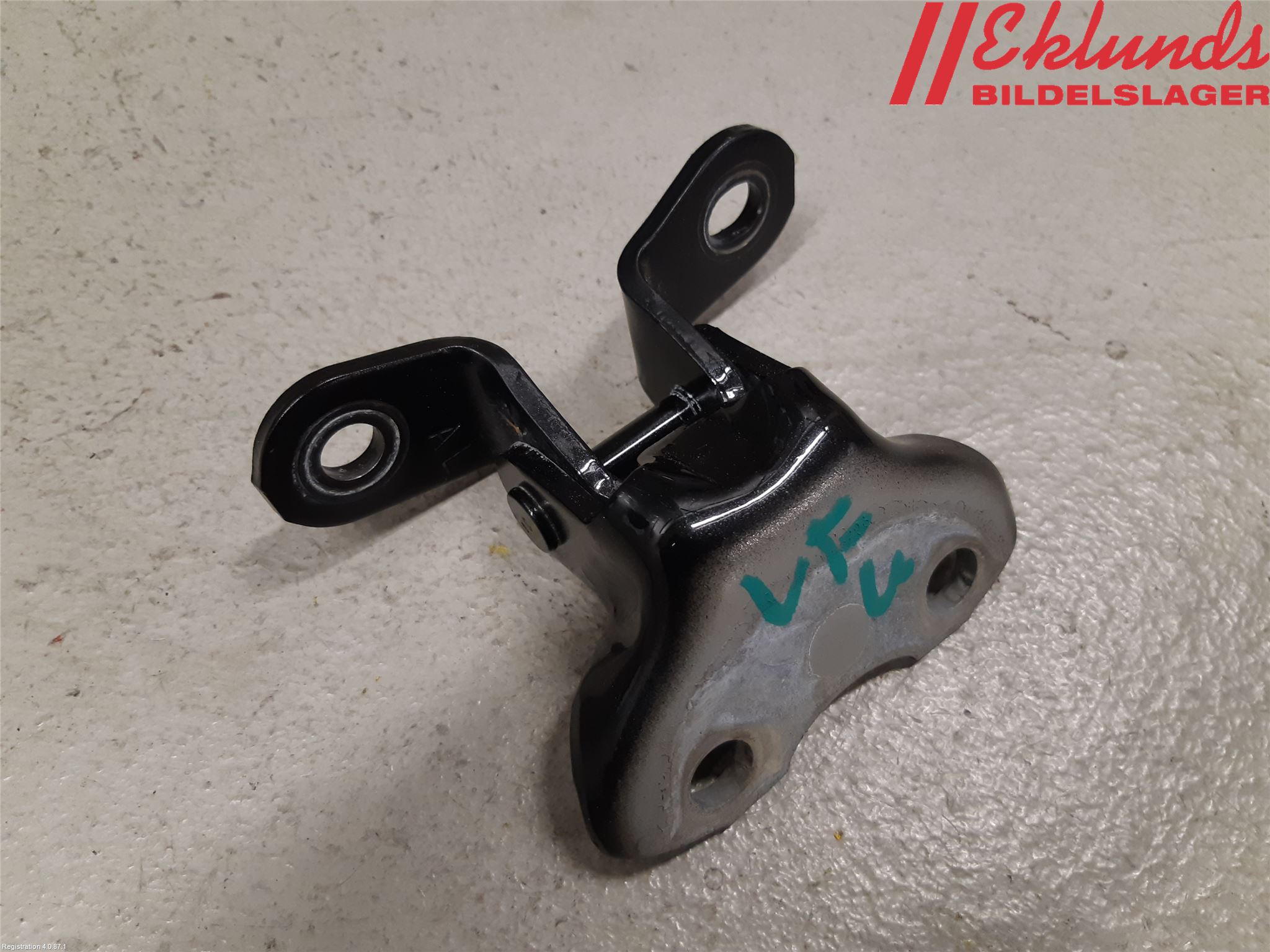 Toyota YARIS XP21 20- Dörrgångjärn