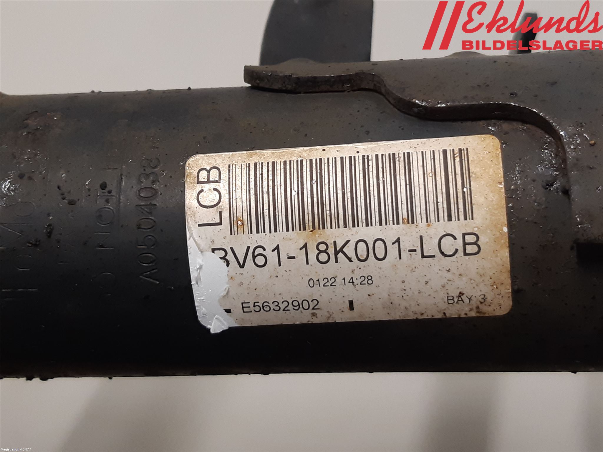 Ford FOCUS 15-18 Fjäderben Fram Vänster