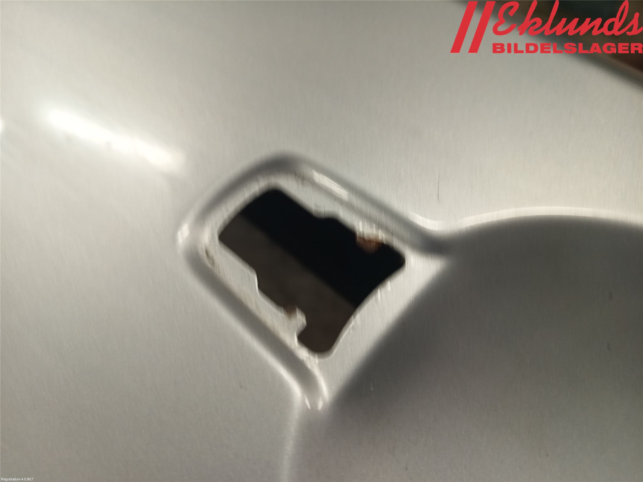 Nissan NAVARA 05-16 Dörr Fram Vänster