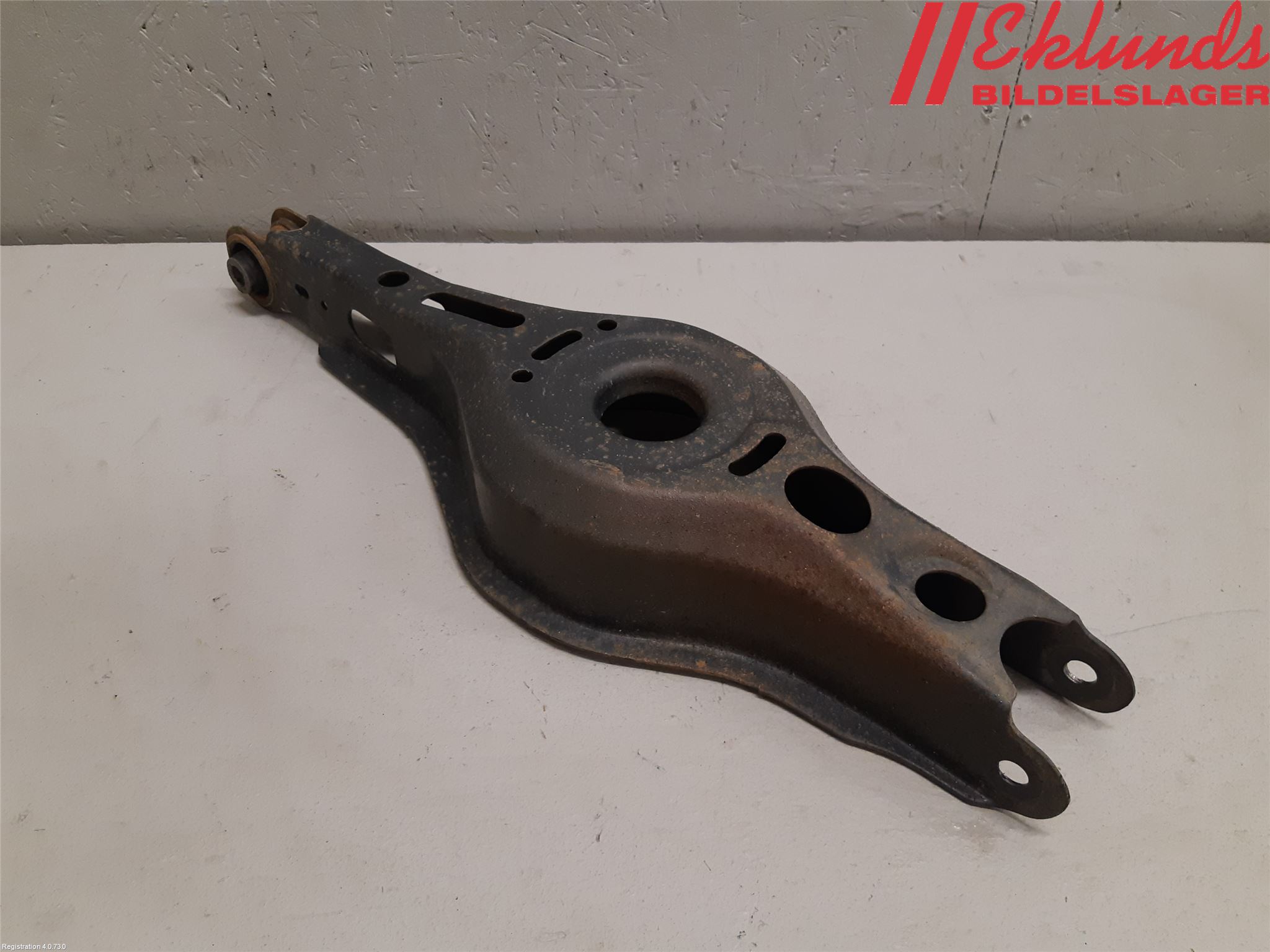 Toyota COROLLA 19- Bärarm Bak Höger