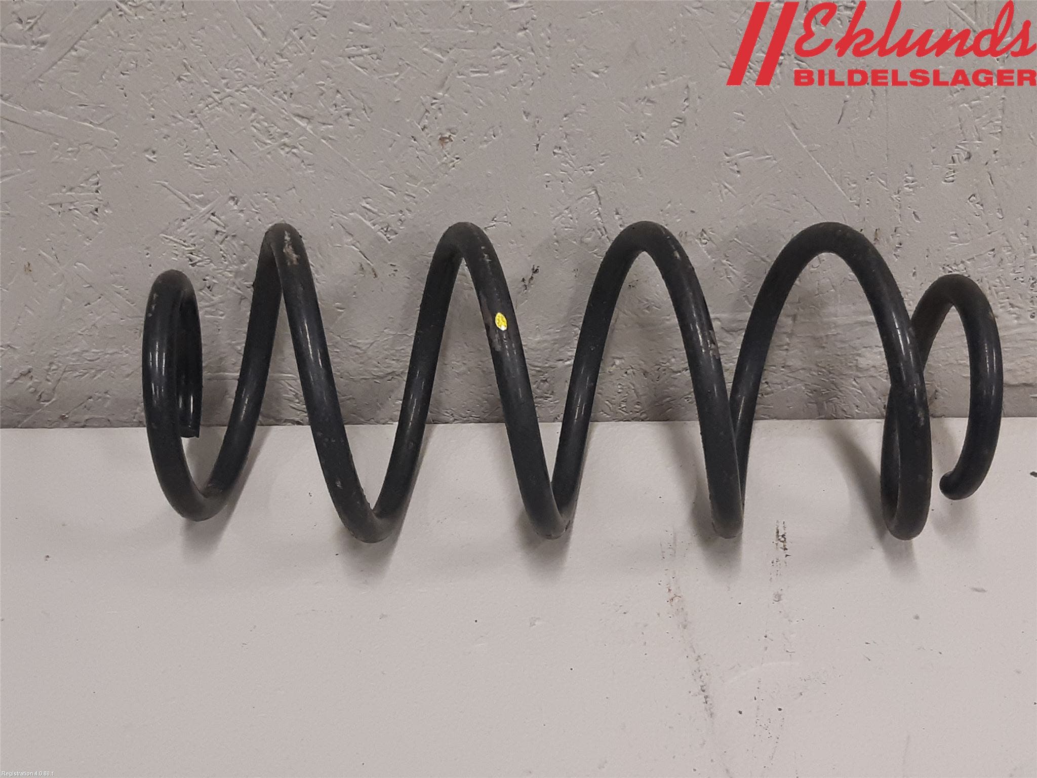 Toyota YARIS XP130 15-20 Fjäder Bak