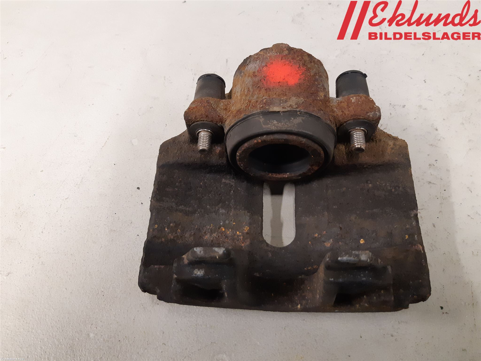 Volkswagen VW PASSAT 11-14 Bromsok Fram Vänster