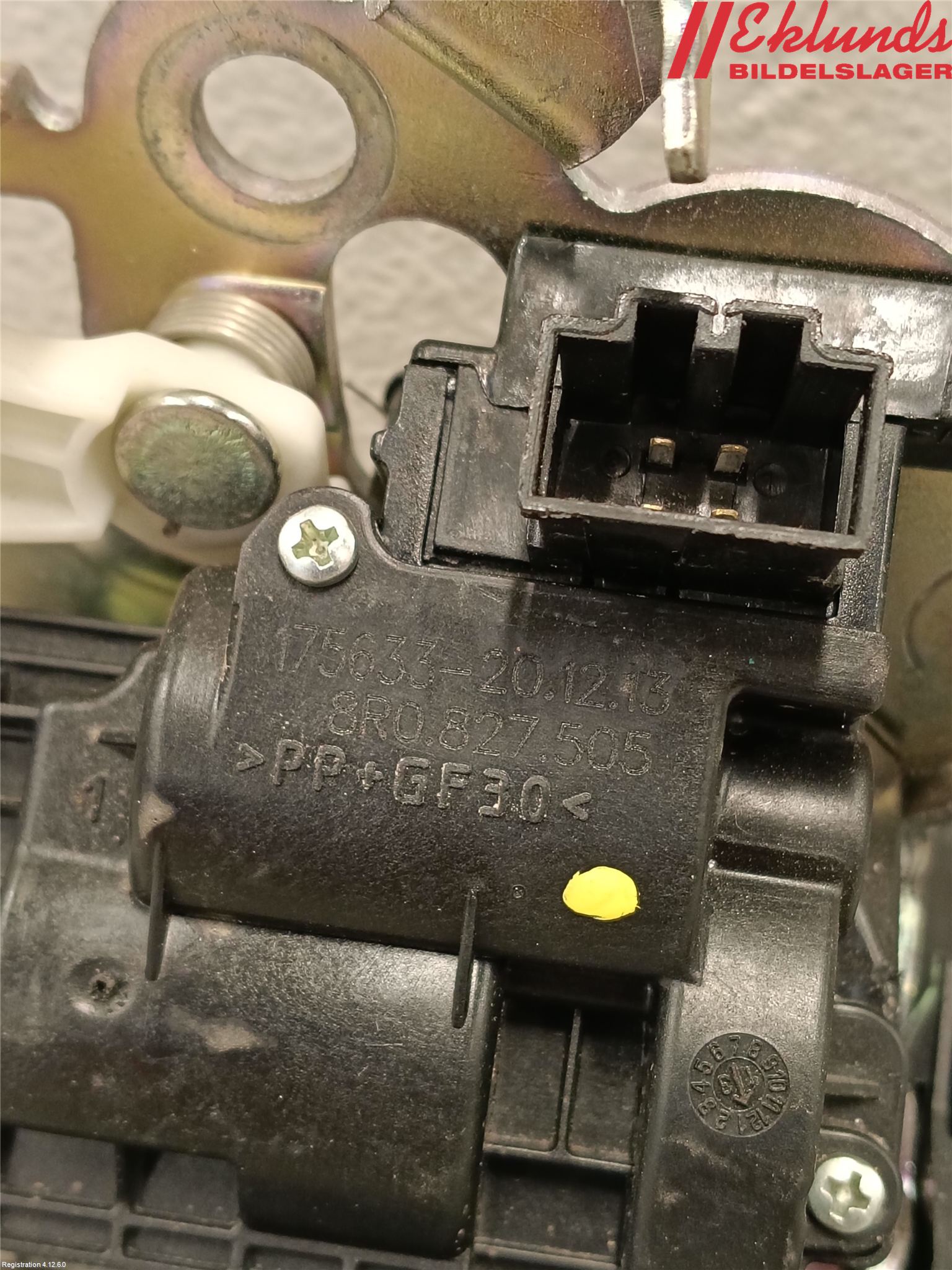 Audi A4 12-15 Låskista Baklucka