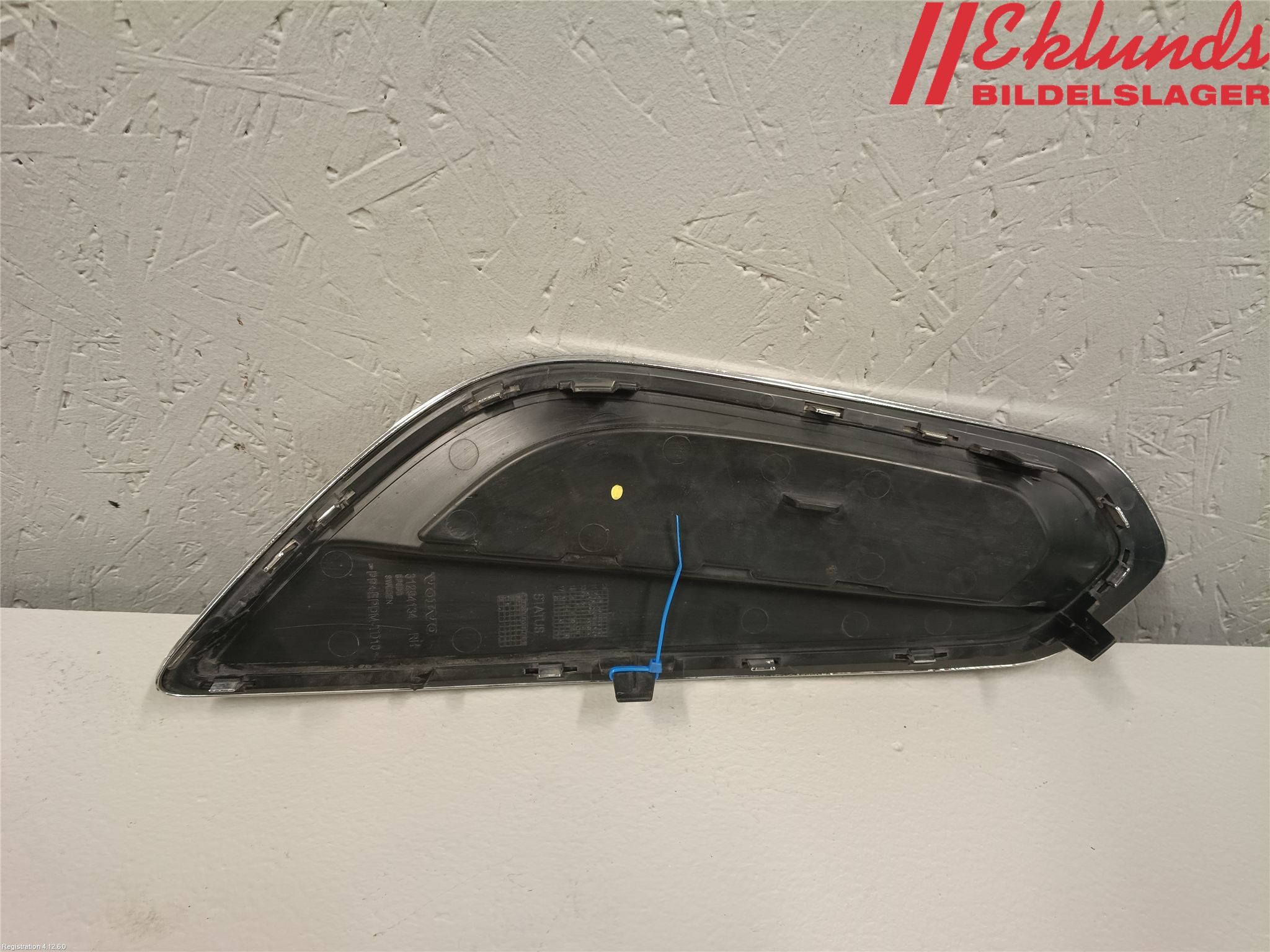 Volvo V60 11-13 Stöt Utfyllnad-List-Grill