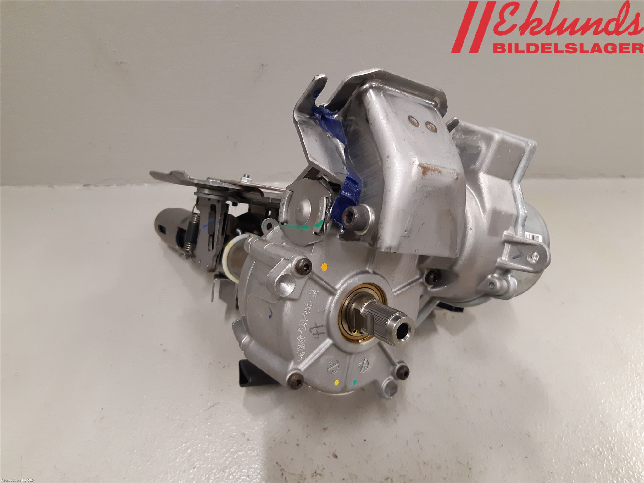 Mazda 2 (DE) 08-15 Rattaxelagg Med Inb Servo