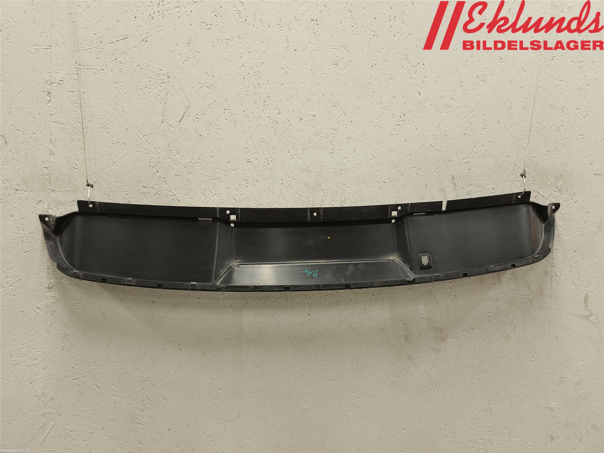 Volvo XC40/RECHARGE 18- Spoiler Baklucka