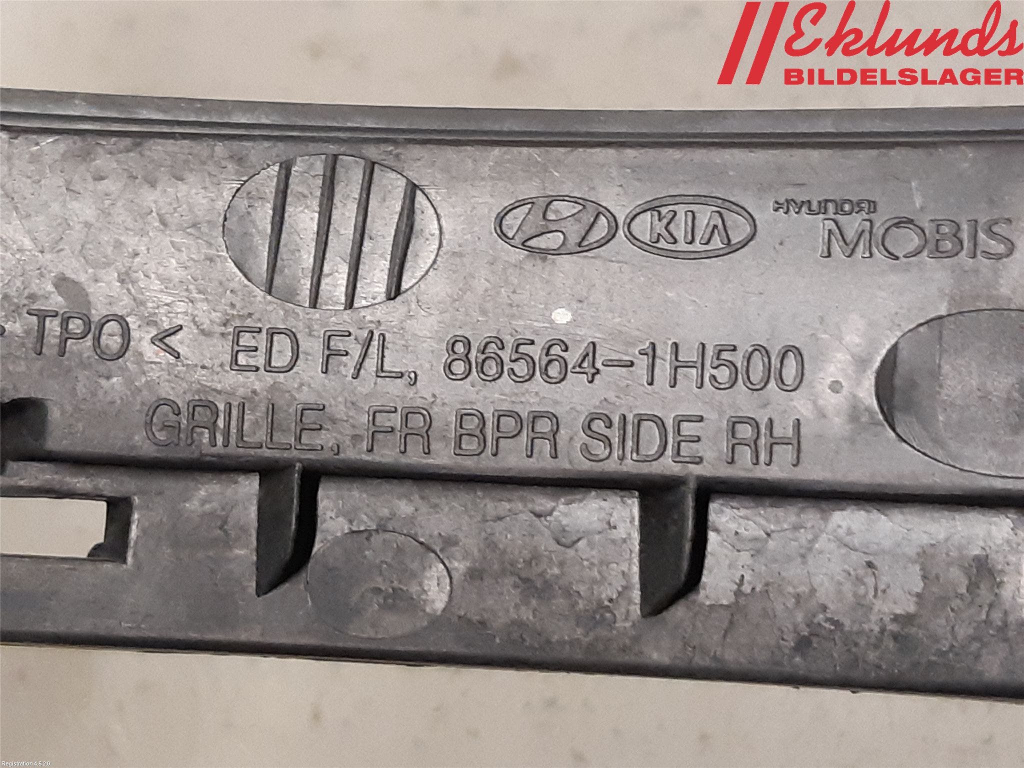 Kia CEED 06-12 Dimljussarg Fram