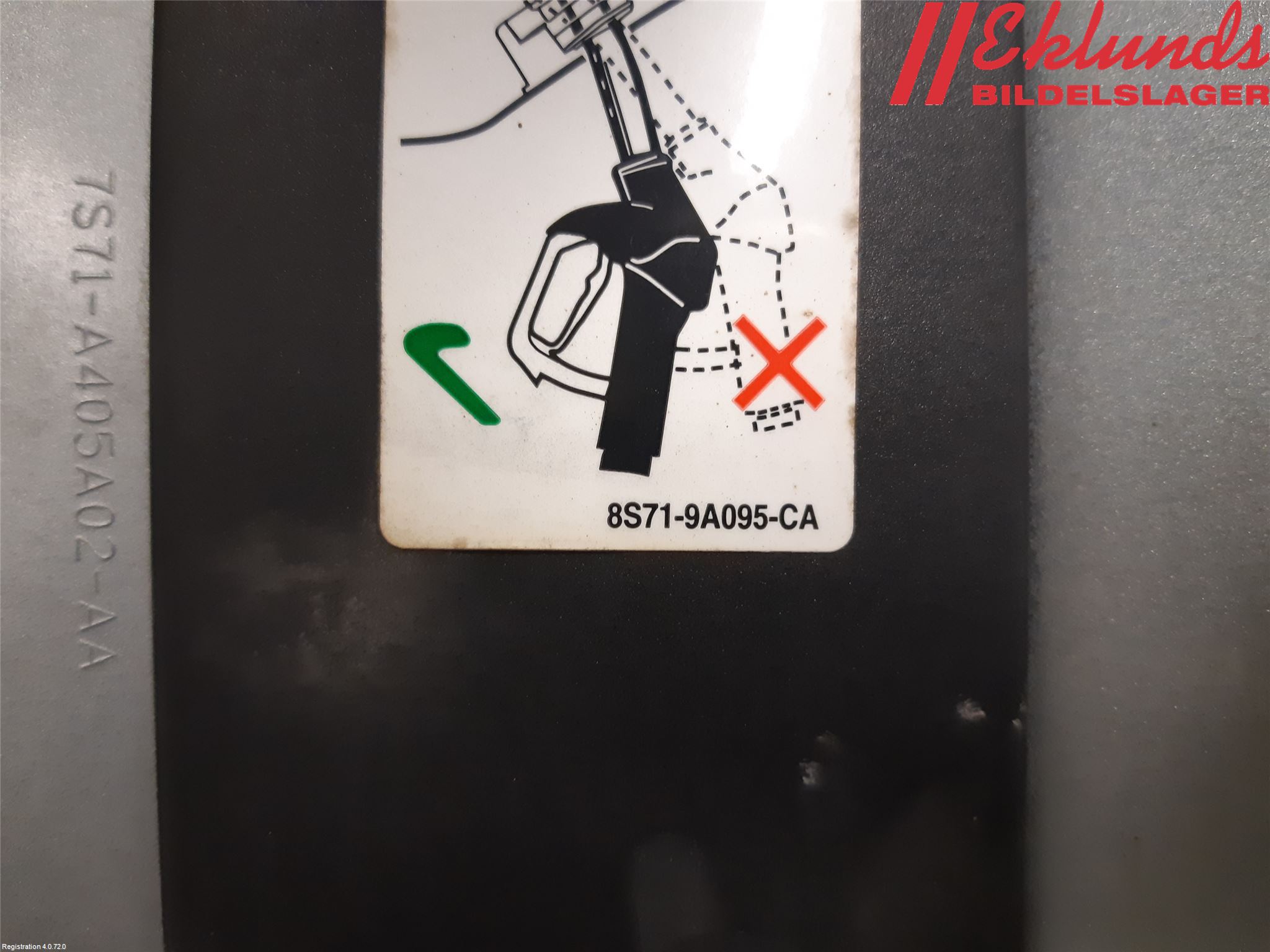 Ford MONDEO 07-15 Tanklucka