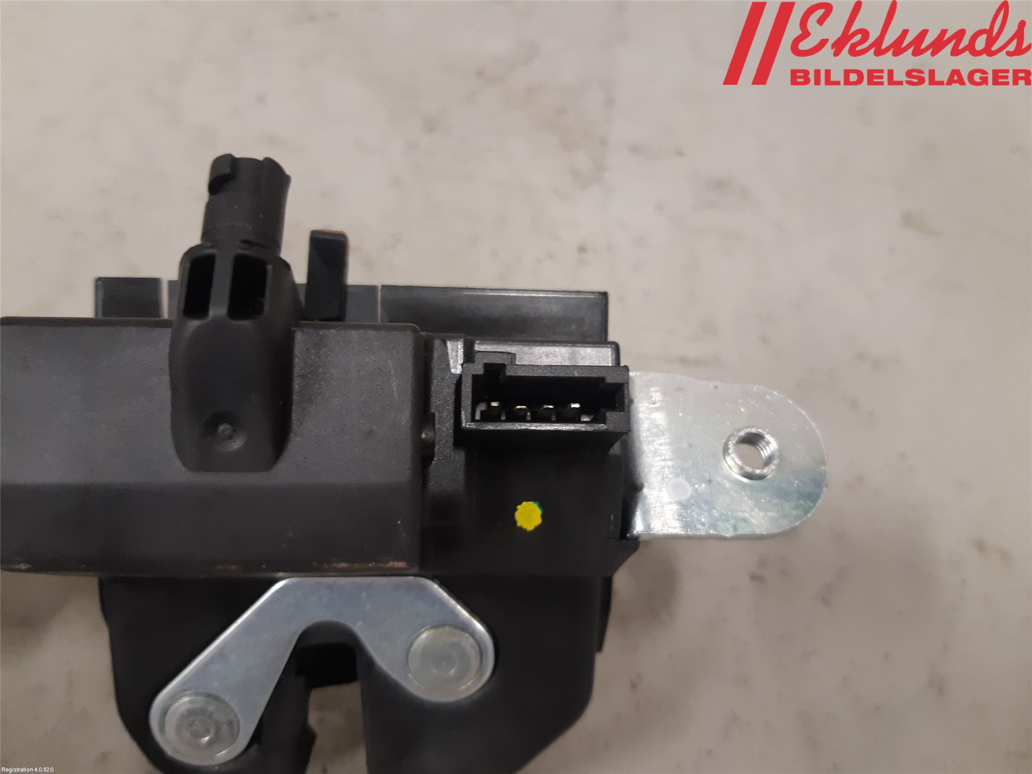 Opel CORSA D 07-14 Låskista Baklucka