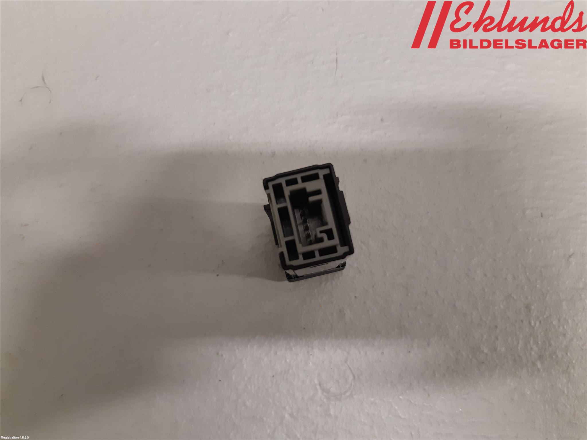 Toyota RAV4 19- Strömställare Stolvärme