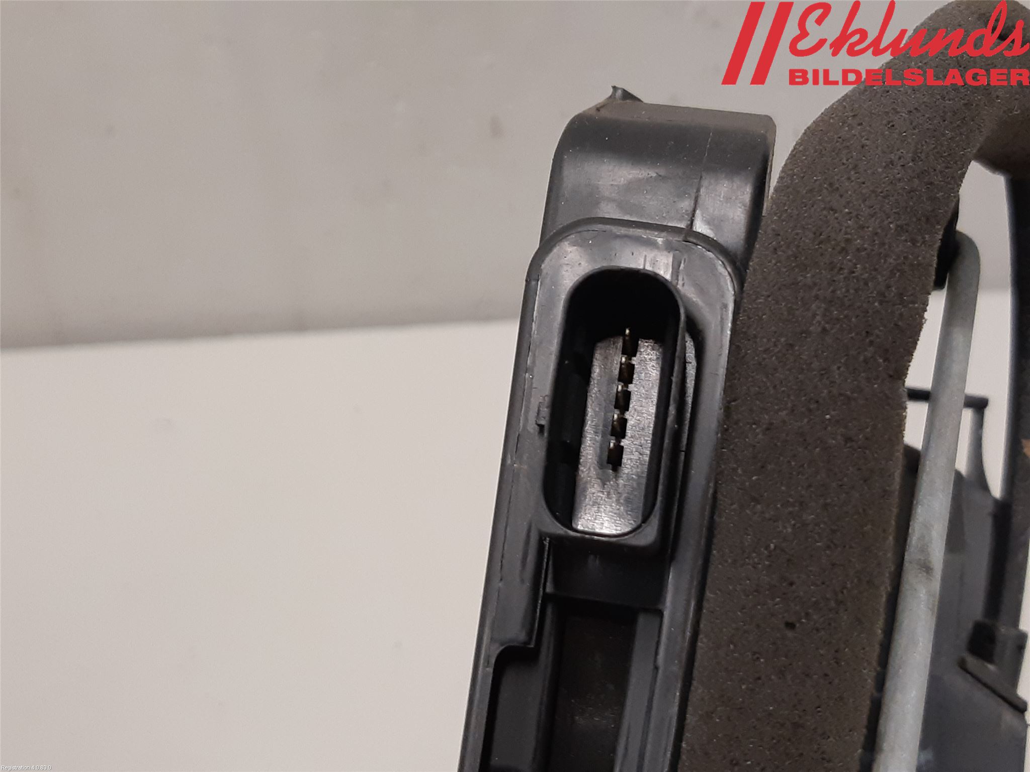 Iveco DAILY 14->> Låskista-Dörrlås