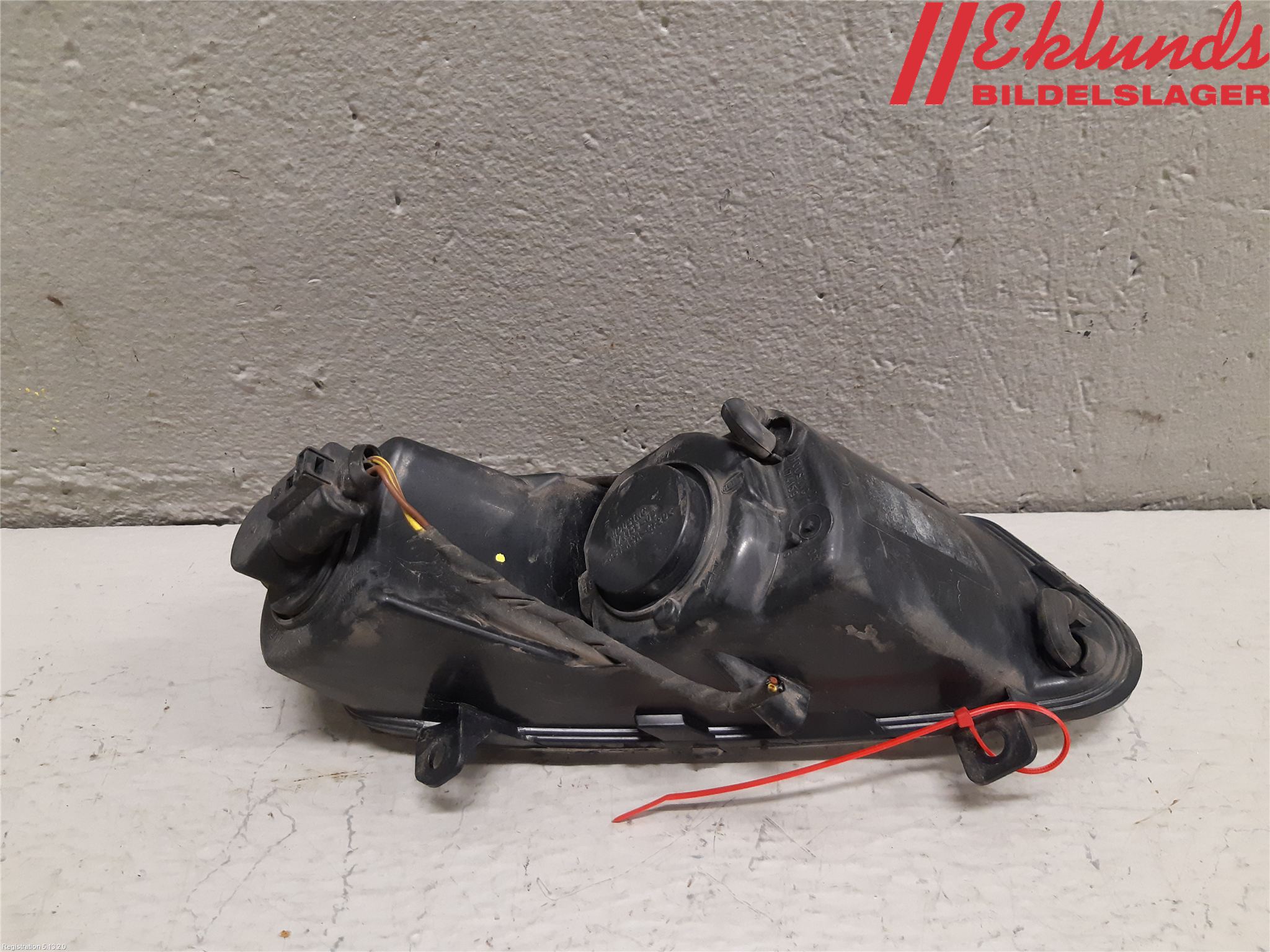 Volkswagen VW POLO 10-17 Dimljus-Varselljus Fram