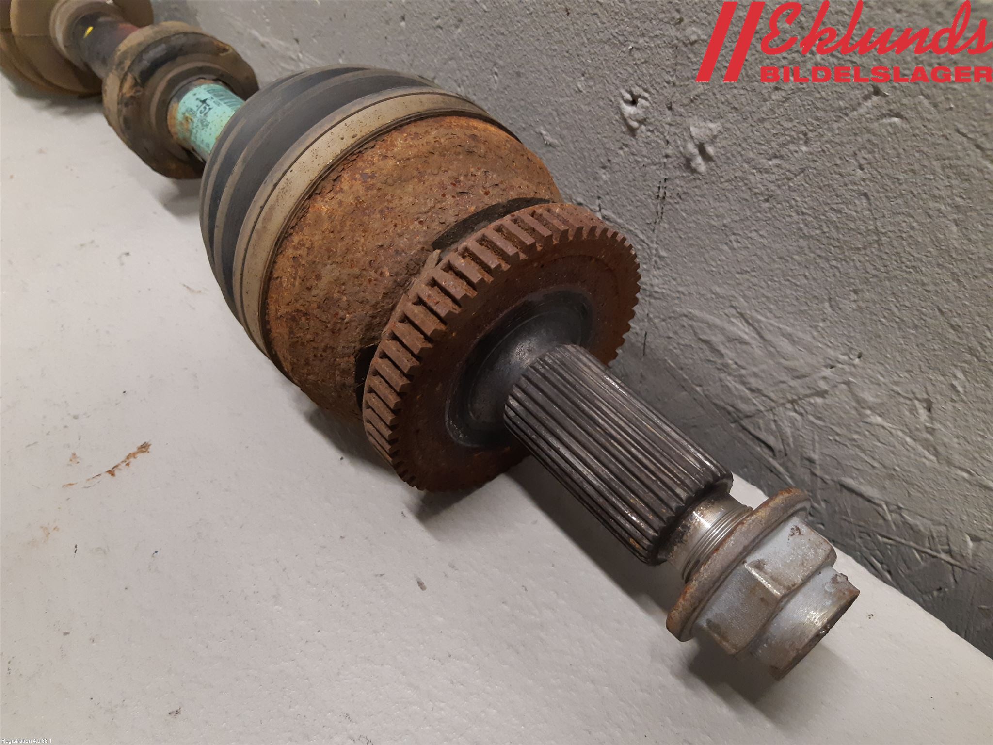 Hyundai SANTA FE 13-18 Drivaxel Fram Vänster